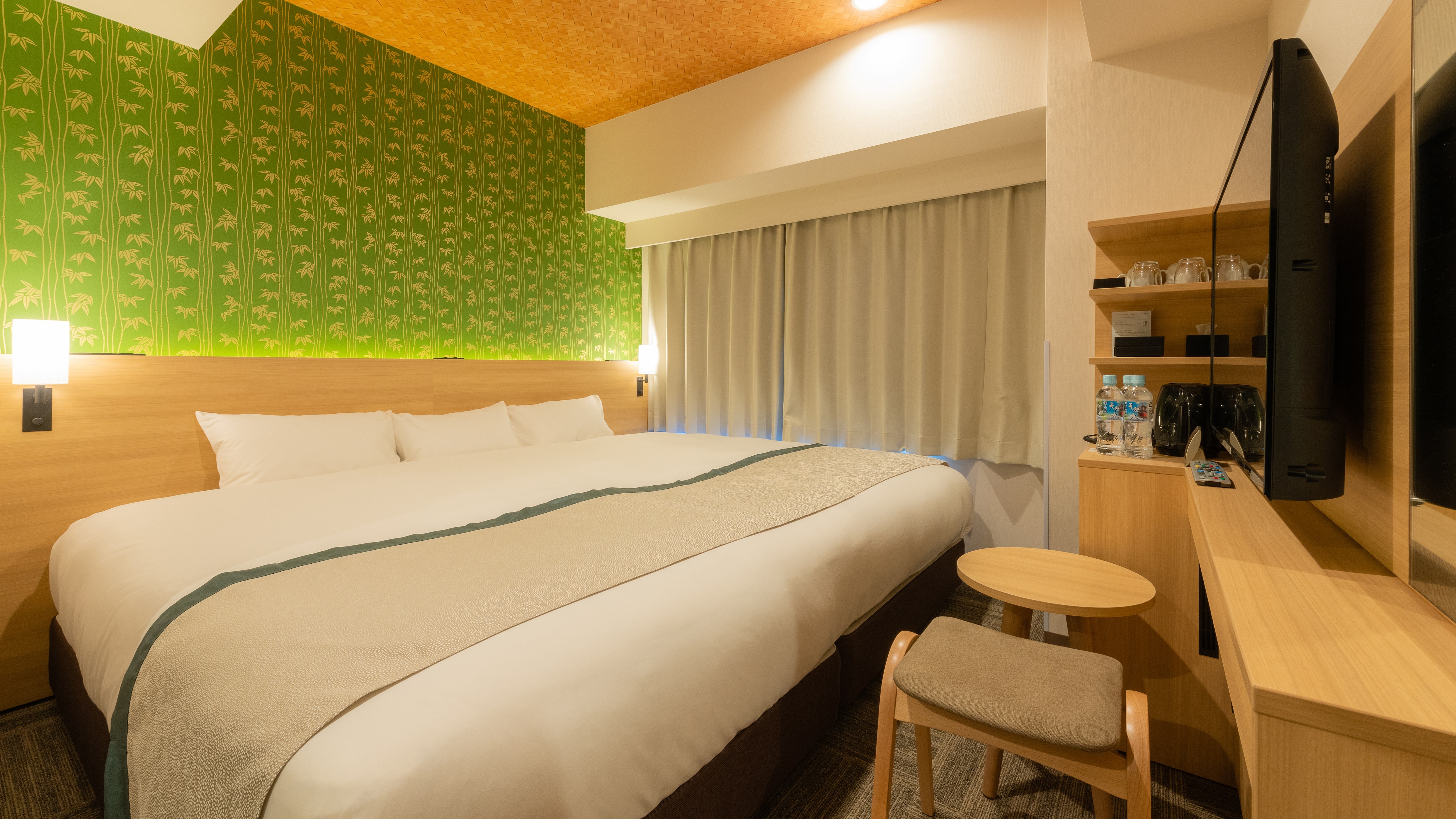 Large King (15㎡) 240cm & times; 195cm 1 bed for 3 people