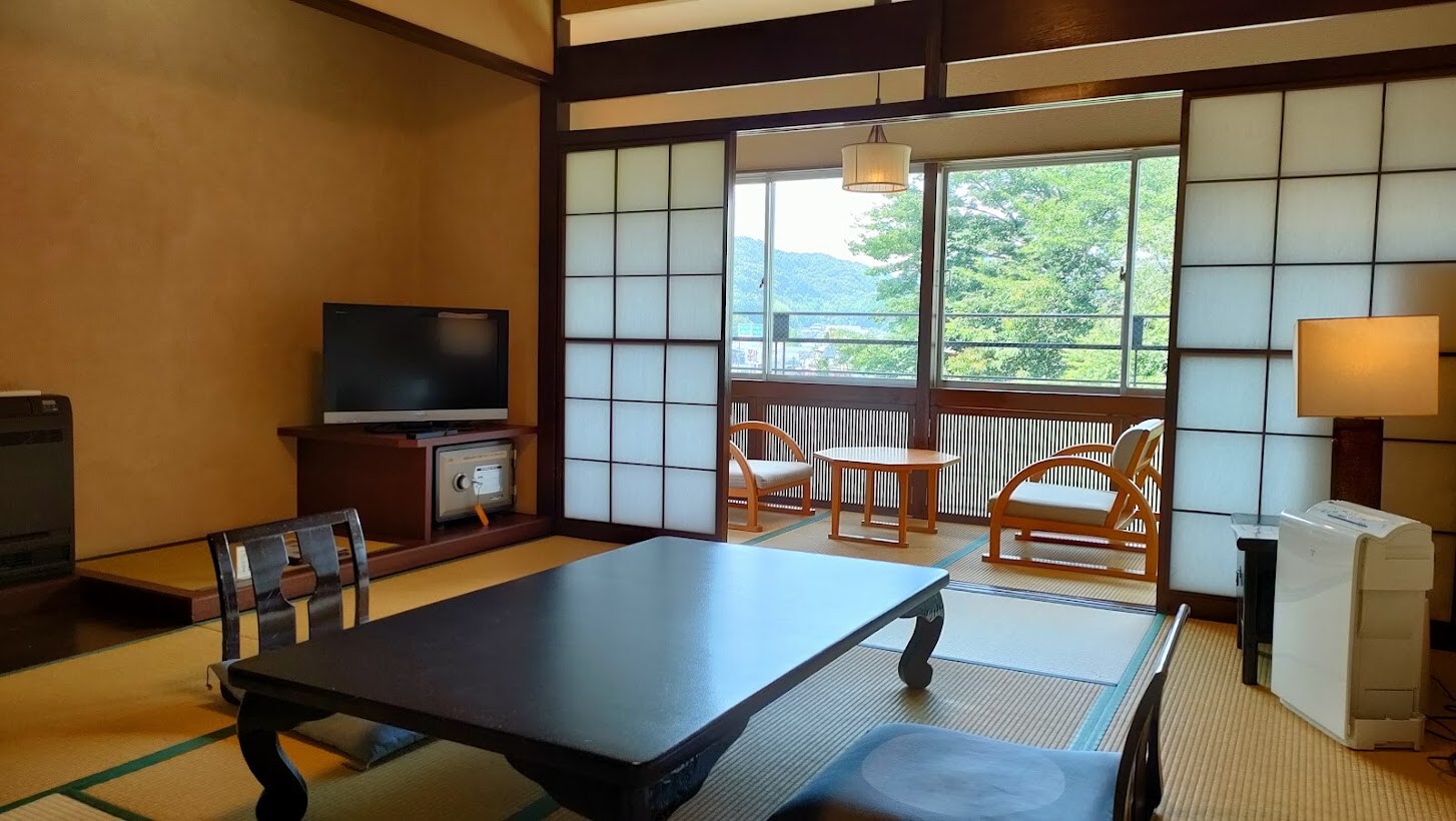 [Main building] Example of a guest room *Toilet included *There is a bath in the room.