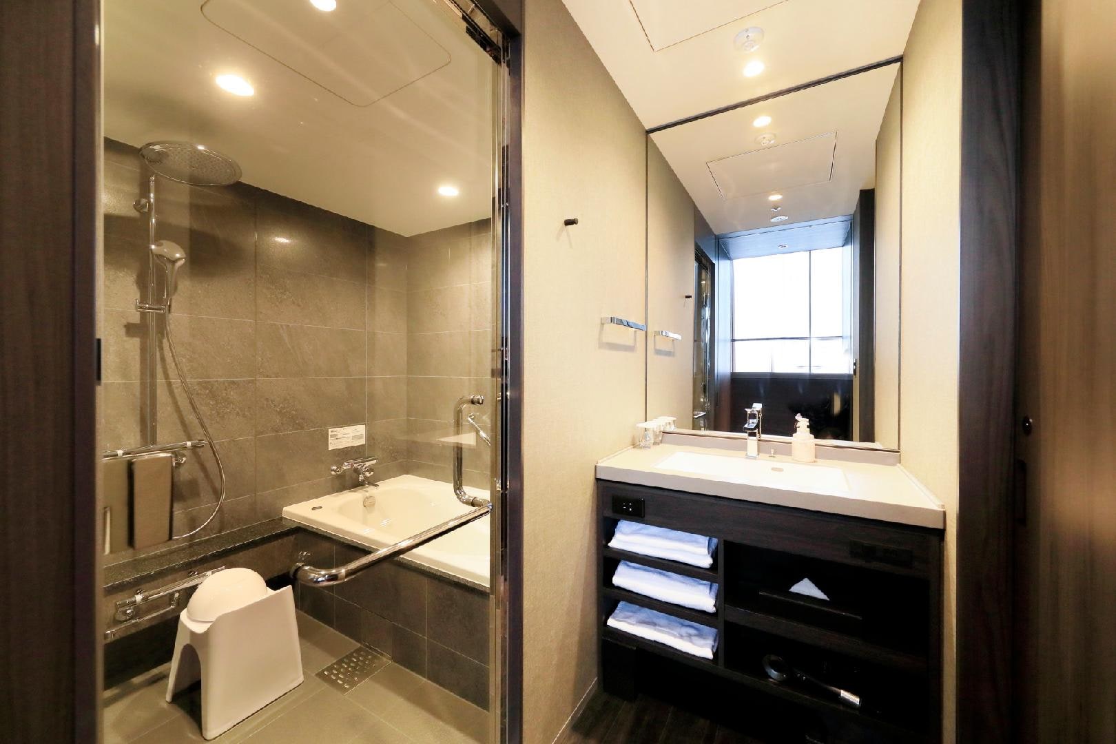 [Non-smoking] Room ”UTSUROI”