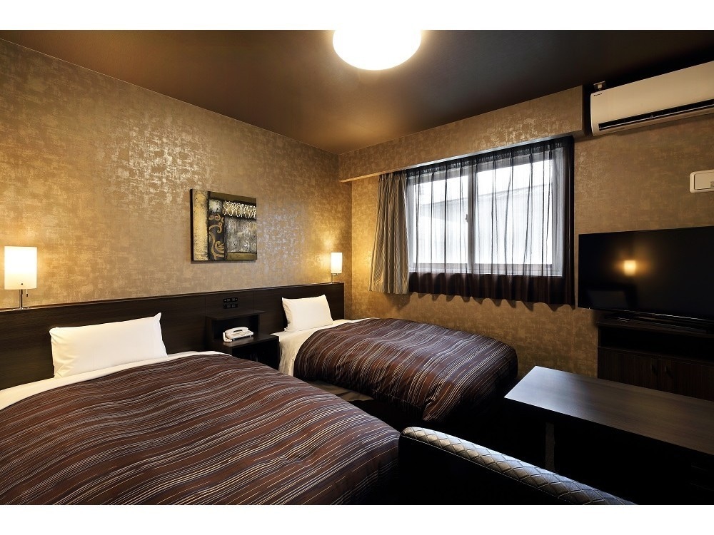 Twin room