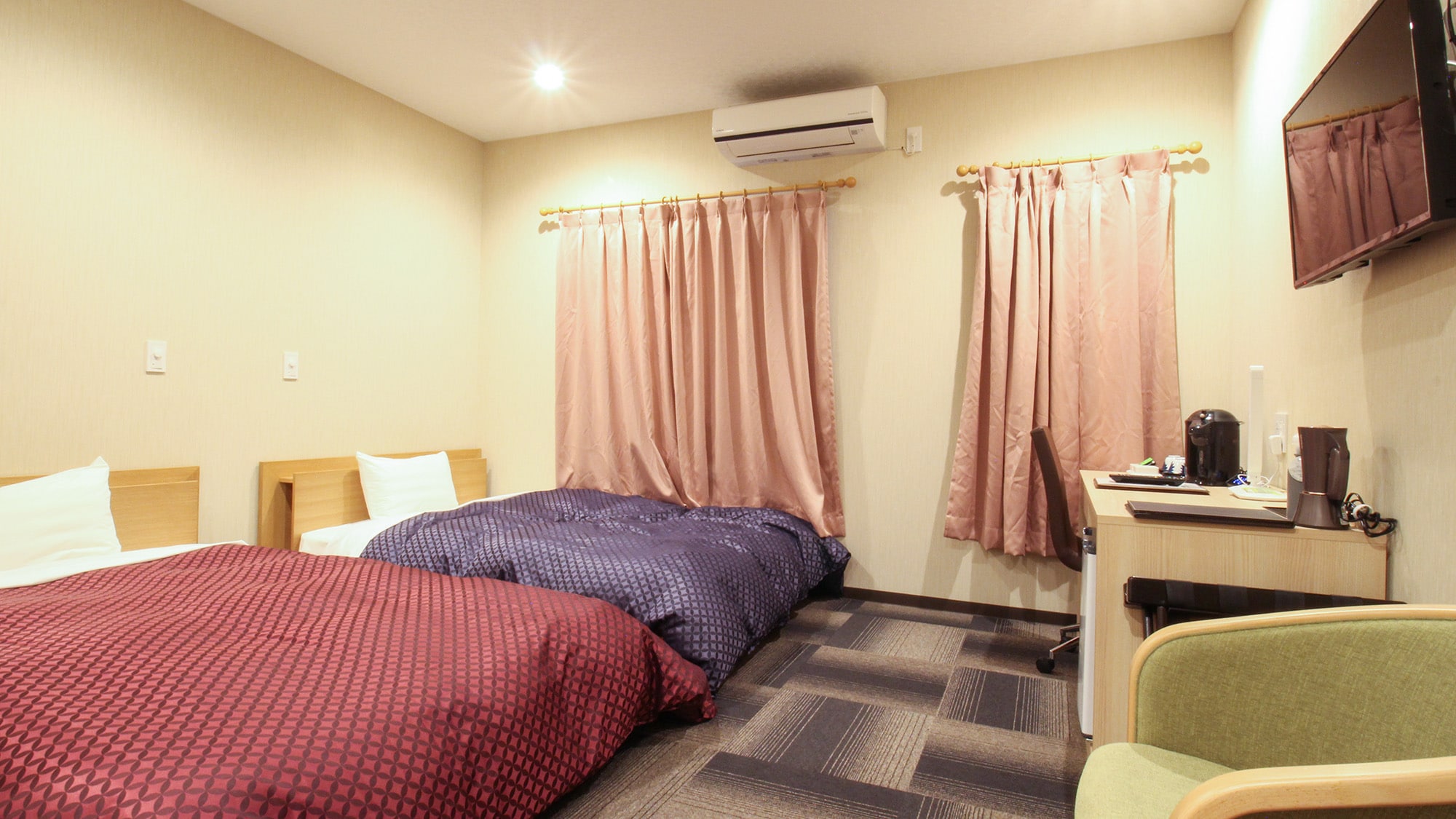 *[Guest room example] Twin room