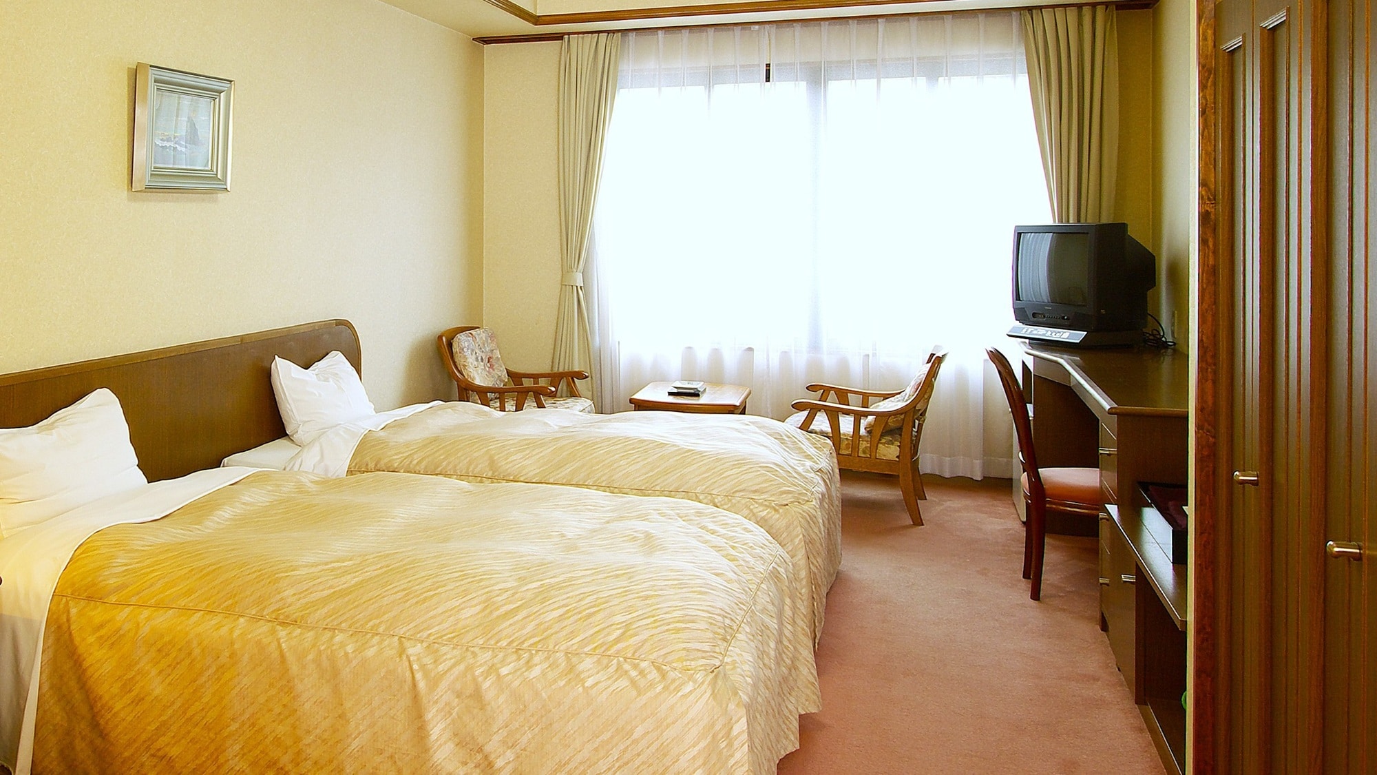 Example of a Western-style room/twin