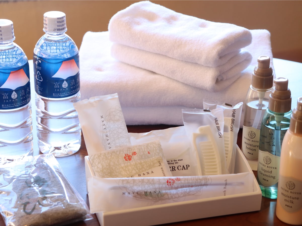 Room equipment amenity image