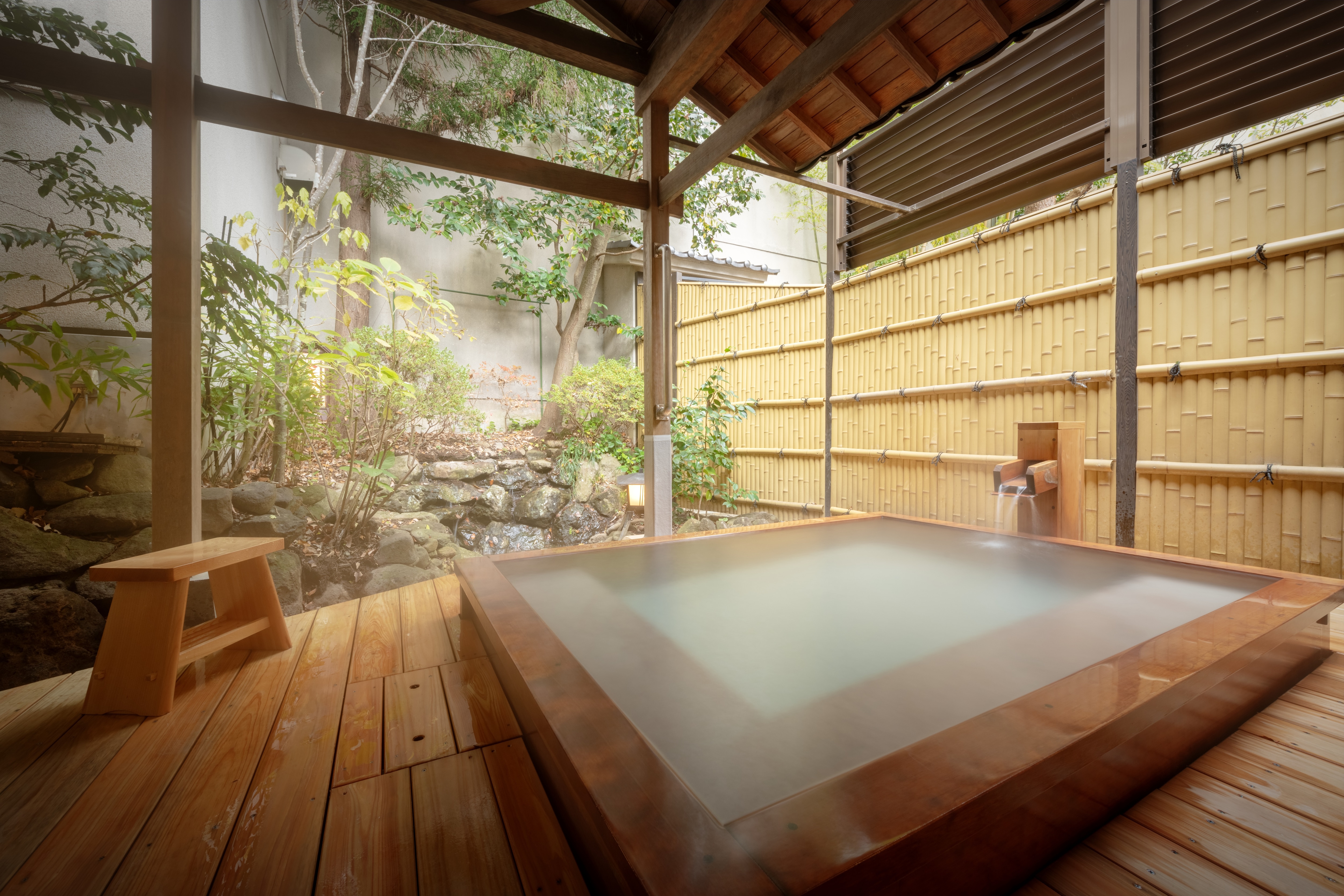 Women's open-air bath