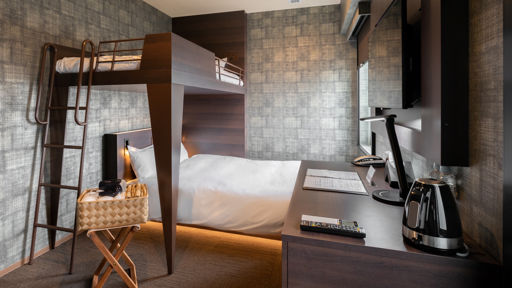 3 bunk beds
