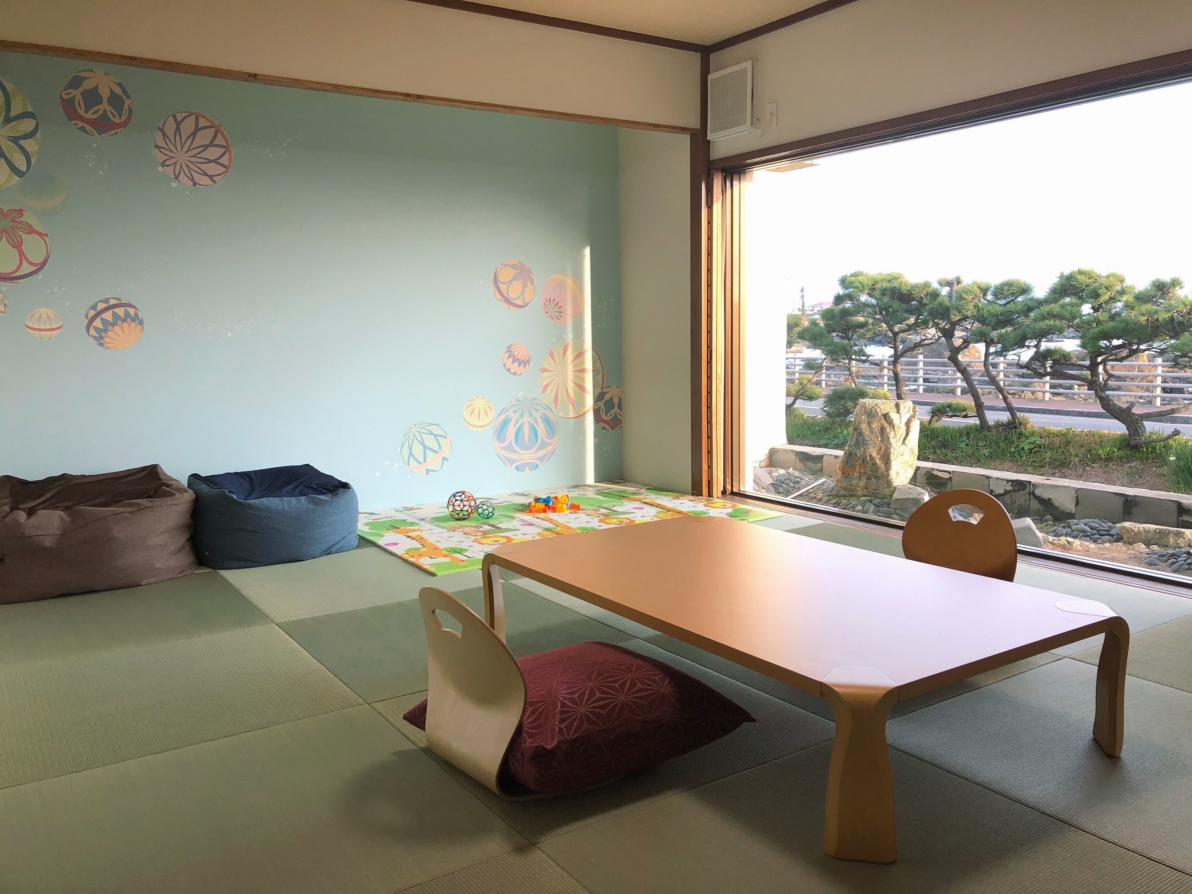 Renovated "Iroritei" type rooms specially designed for families with children