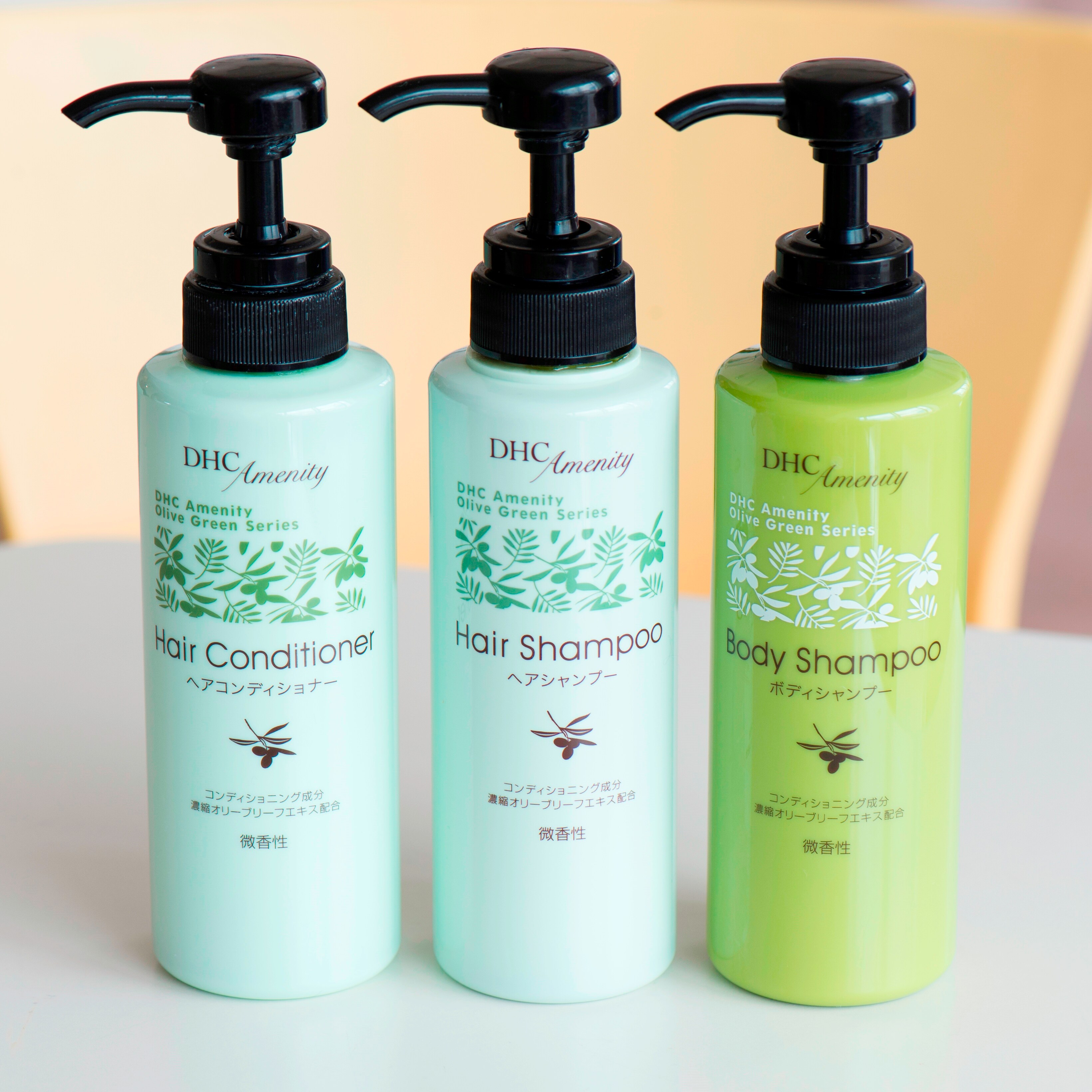  ◆ Shampoo, conditioner, body soap ◆ Popular with women ◎ Made by DHC ♪