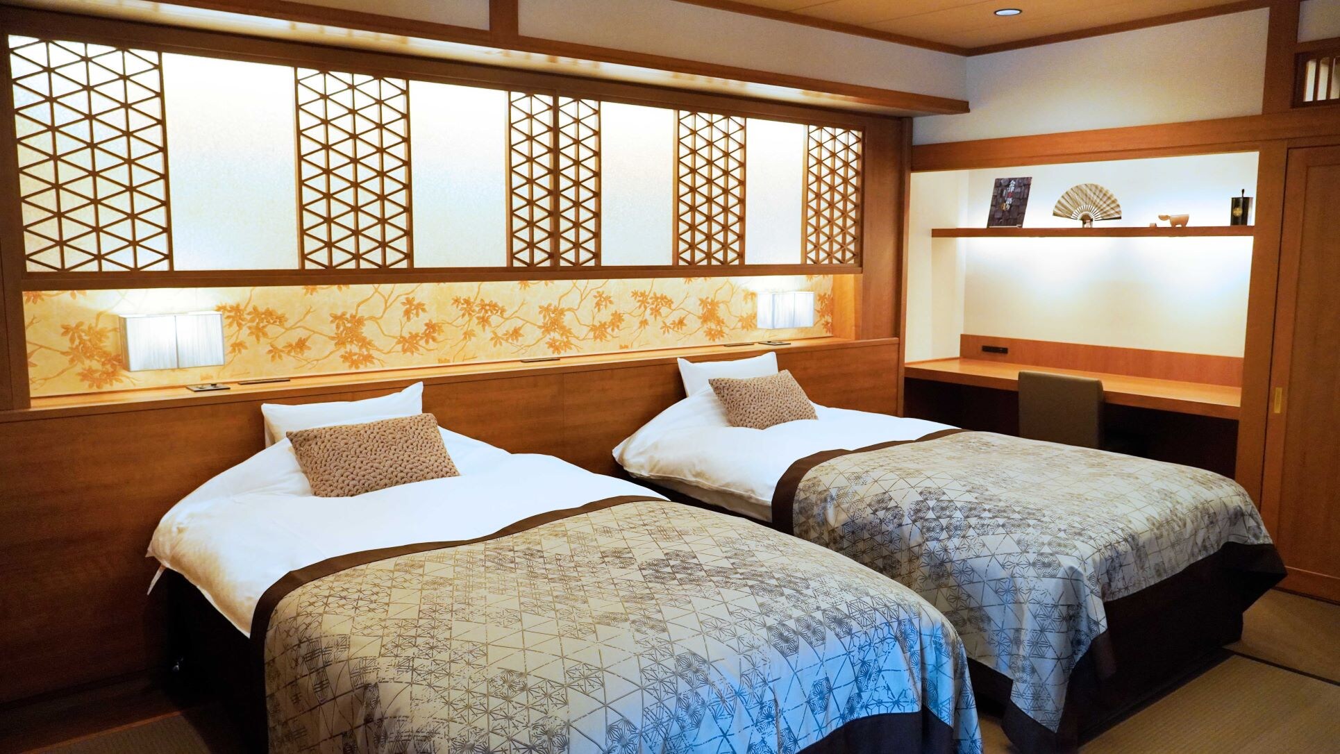 Premium Suite with Open-Air Bath, Bedroom