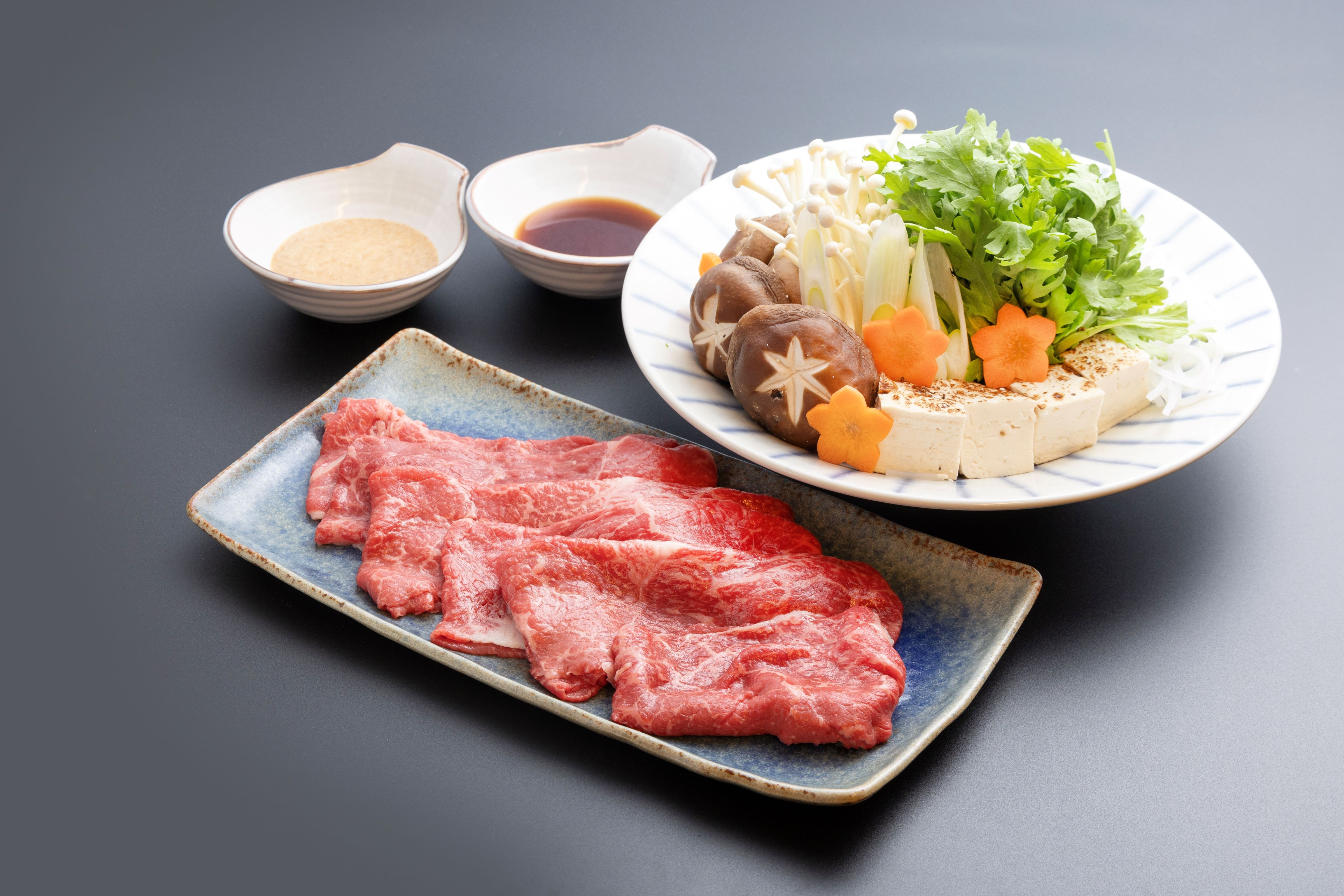Carefully selected domestic beef shabu-shabu