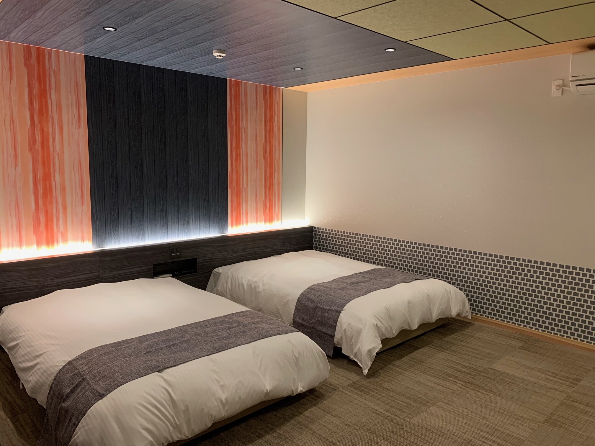 Deluxe room with hot spring bath, bedroom