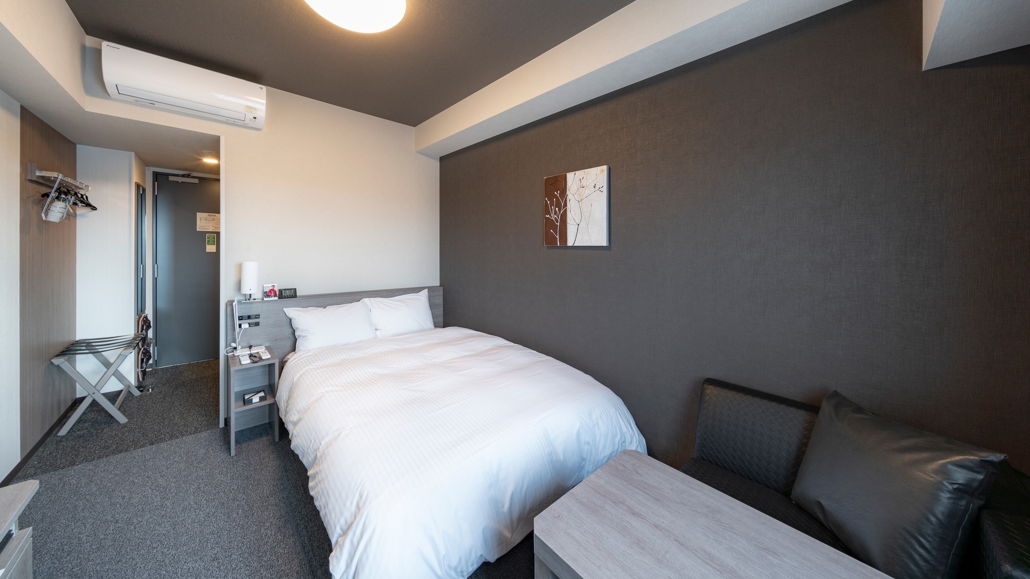 Semi-double room