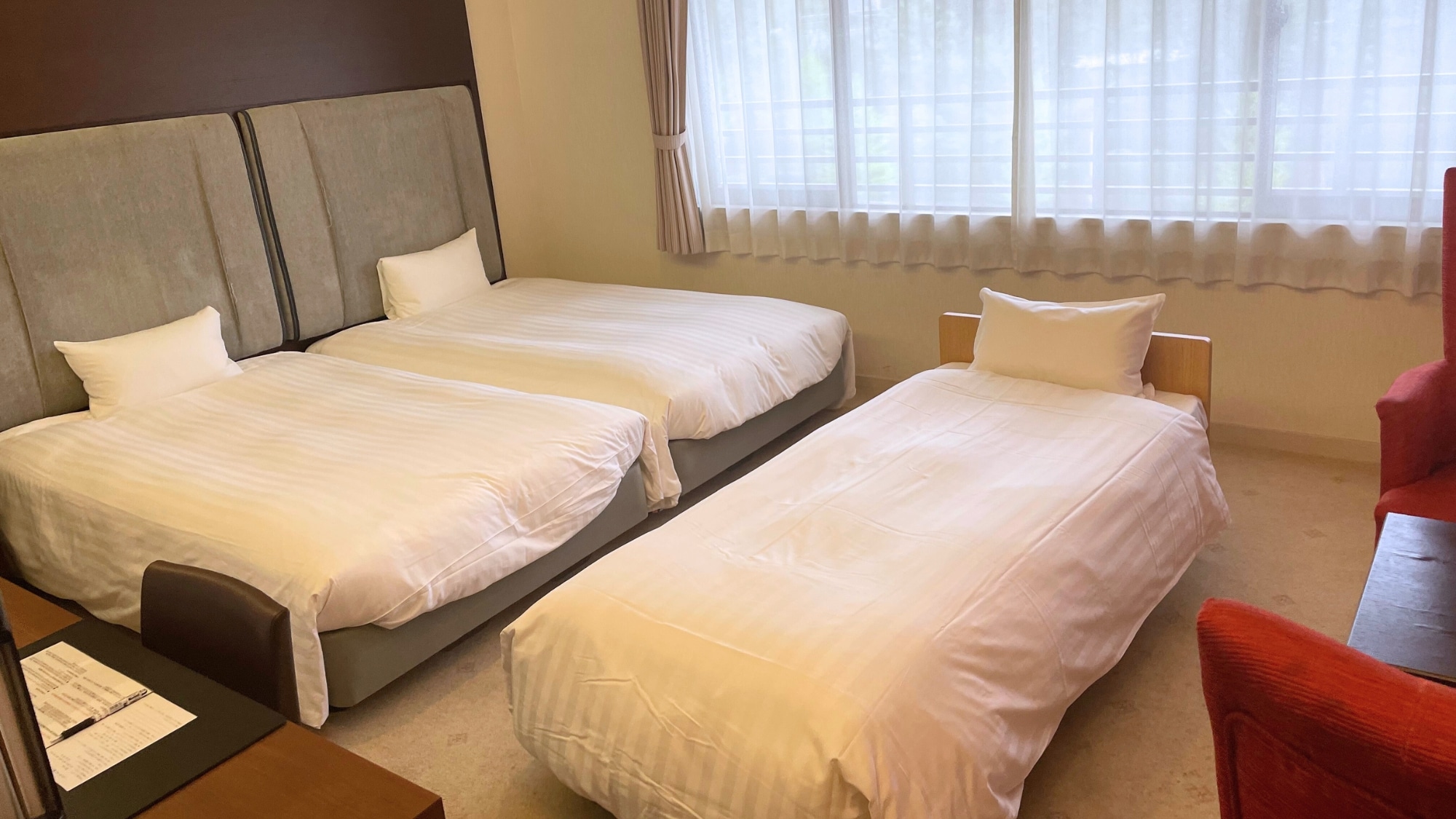 Twin + Extra Bedroom: 3 beds [Non-smoking]