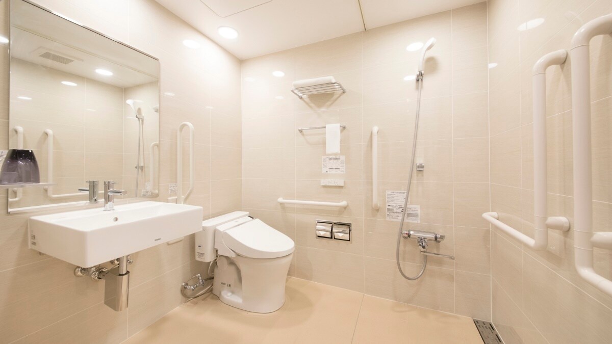 [Barrier-free room] This barrier-free room allows people with disabilities to stay with peace of mind.