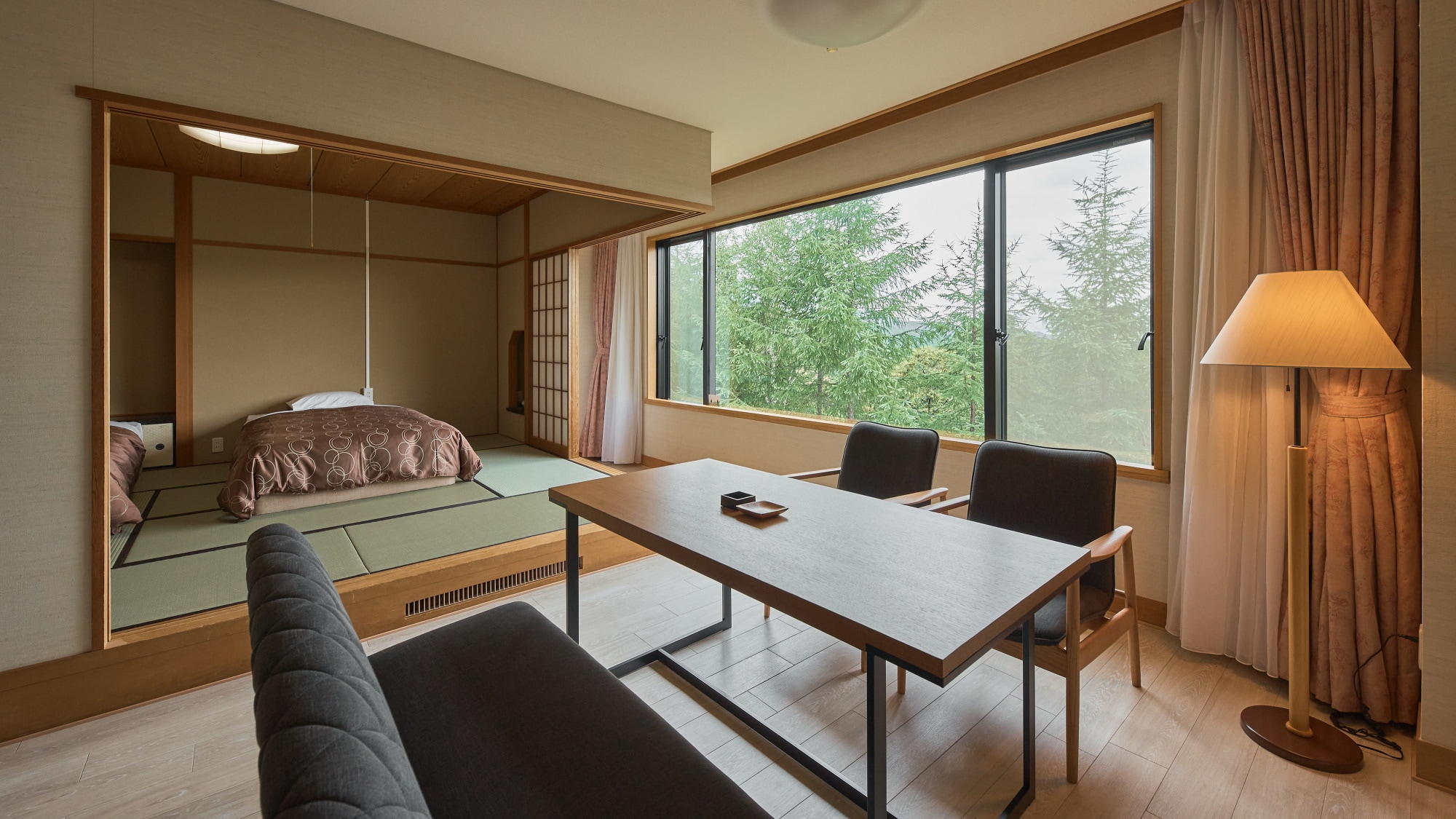 Standard room example | Approximately 57 square meters, room for 4 people (with mini kitchen)