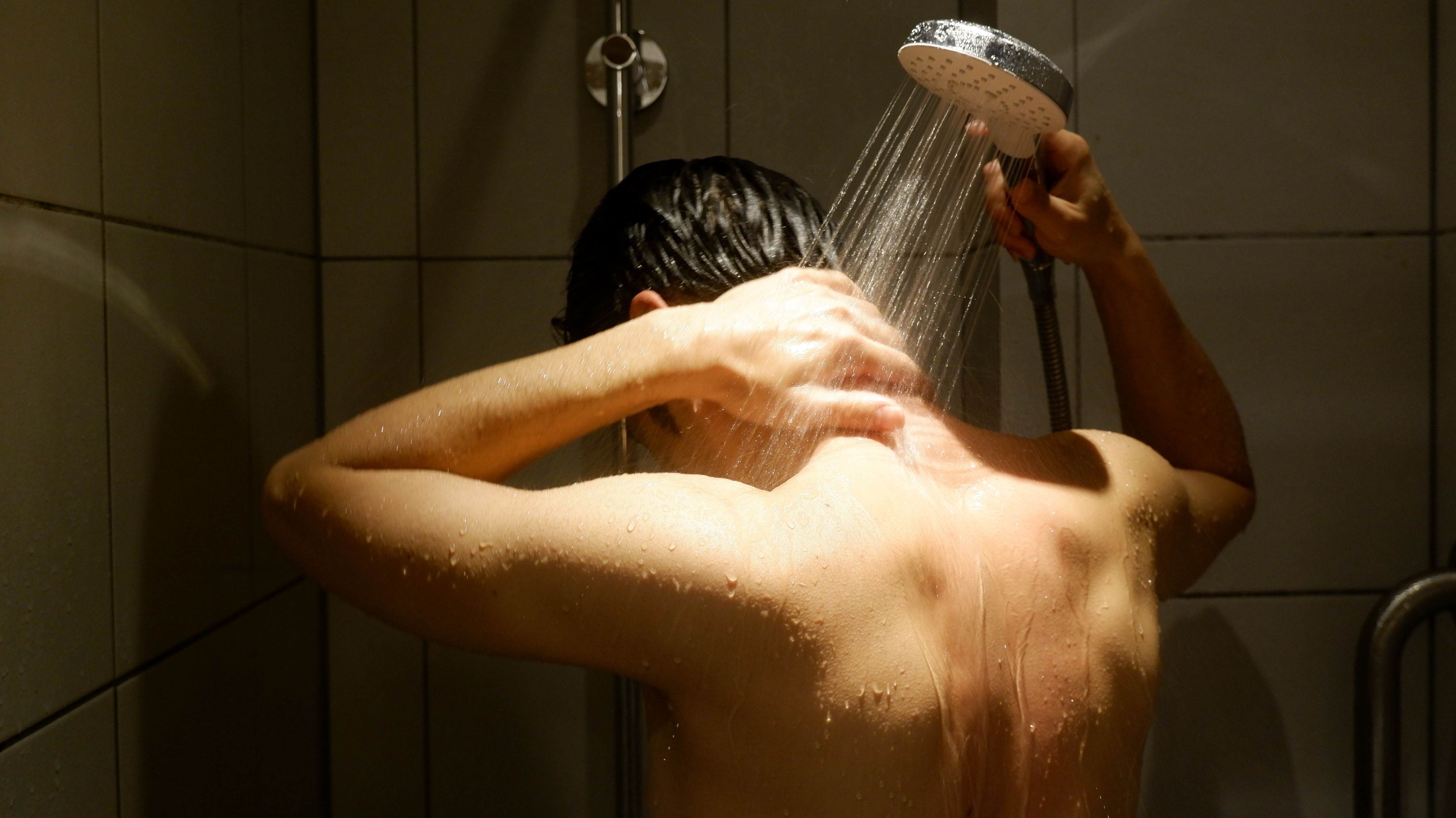 ■ Shared shower on the first floor