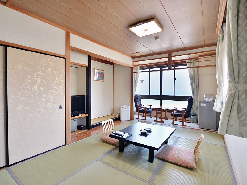7.5 tatami Japanese-style room