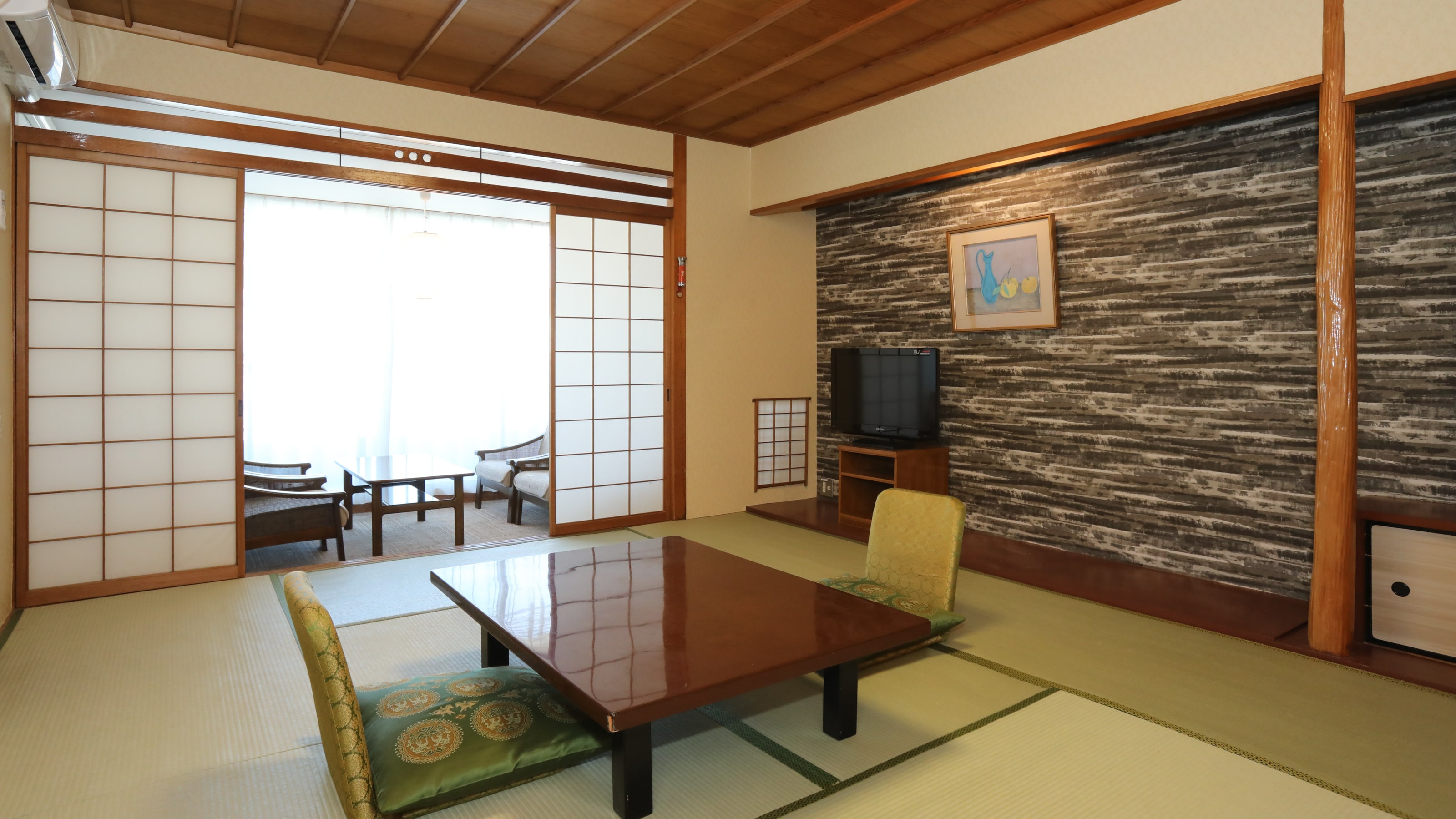 [Japanese-style room/East building] Example