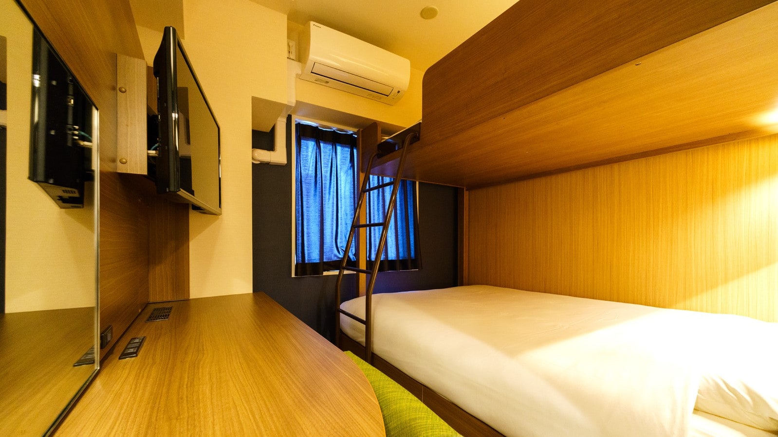 The loft area can also be used to store luggage.