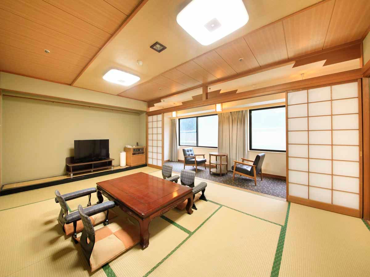 Japanese-style room (2 to 6 people)