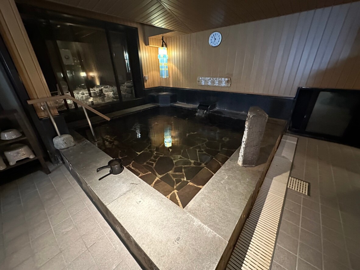 ◆Phòng tắm công cộng dành cho nam "tắm trong nhà"