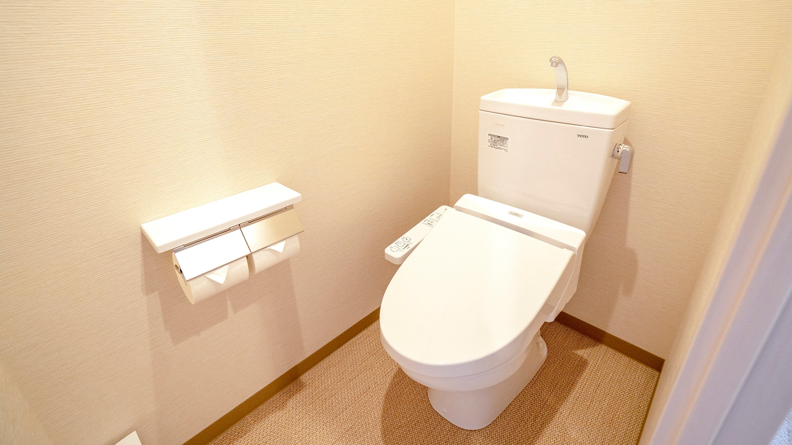 Bathroom in a 30m2 room