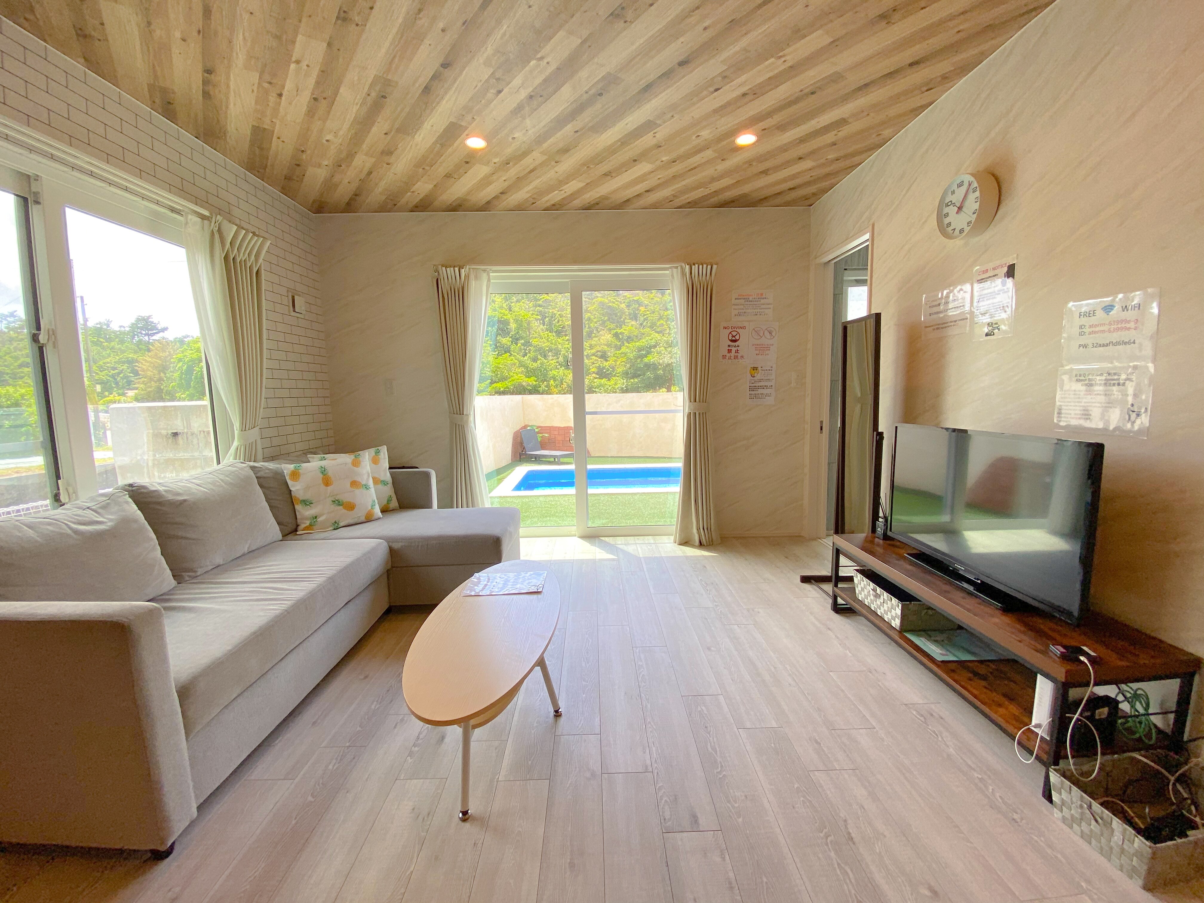 Living/dining room