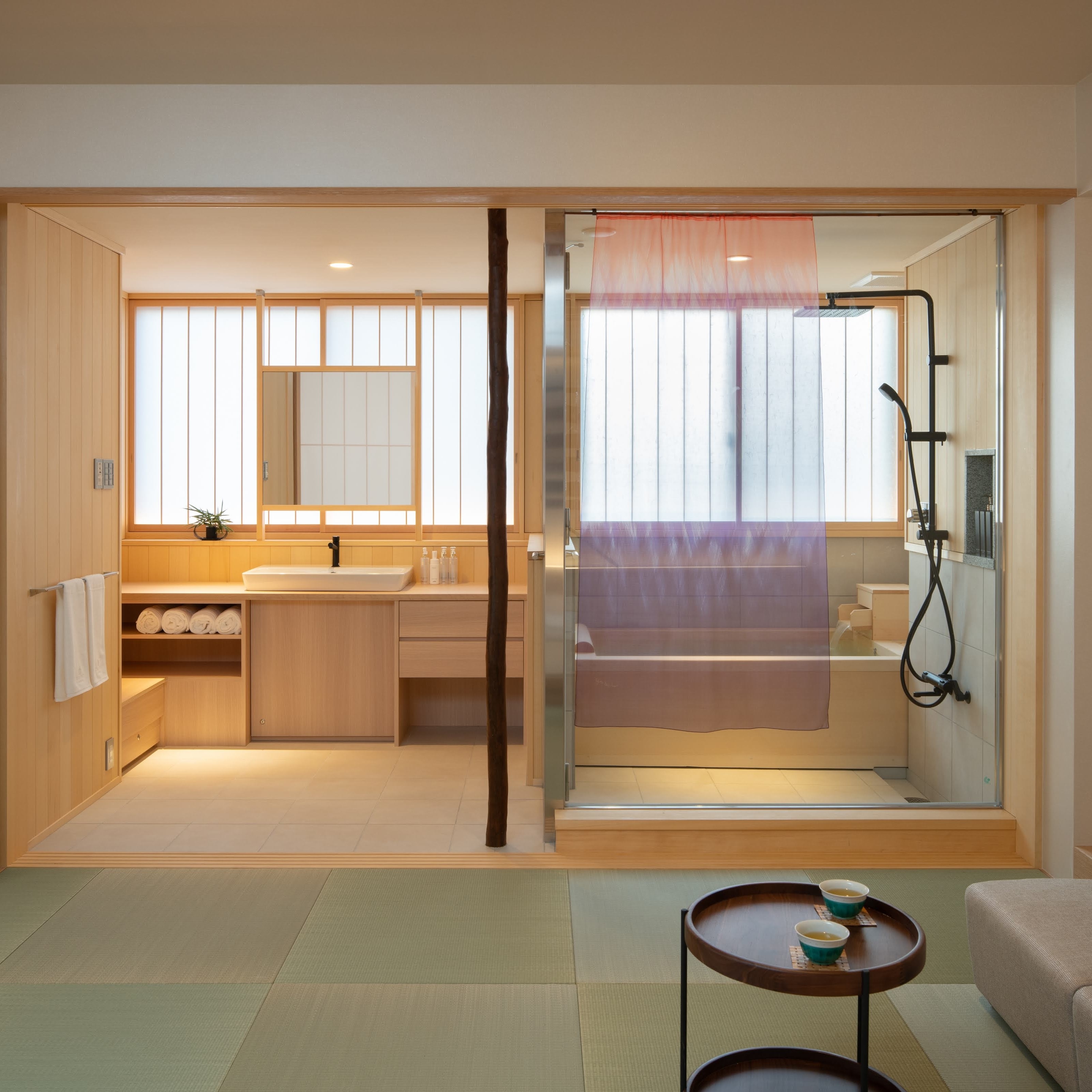 Standard room bath