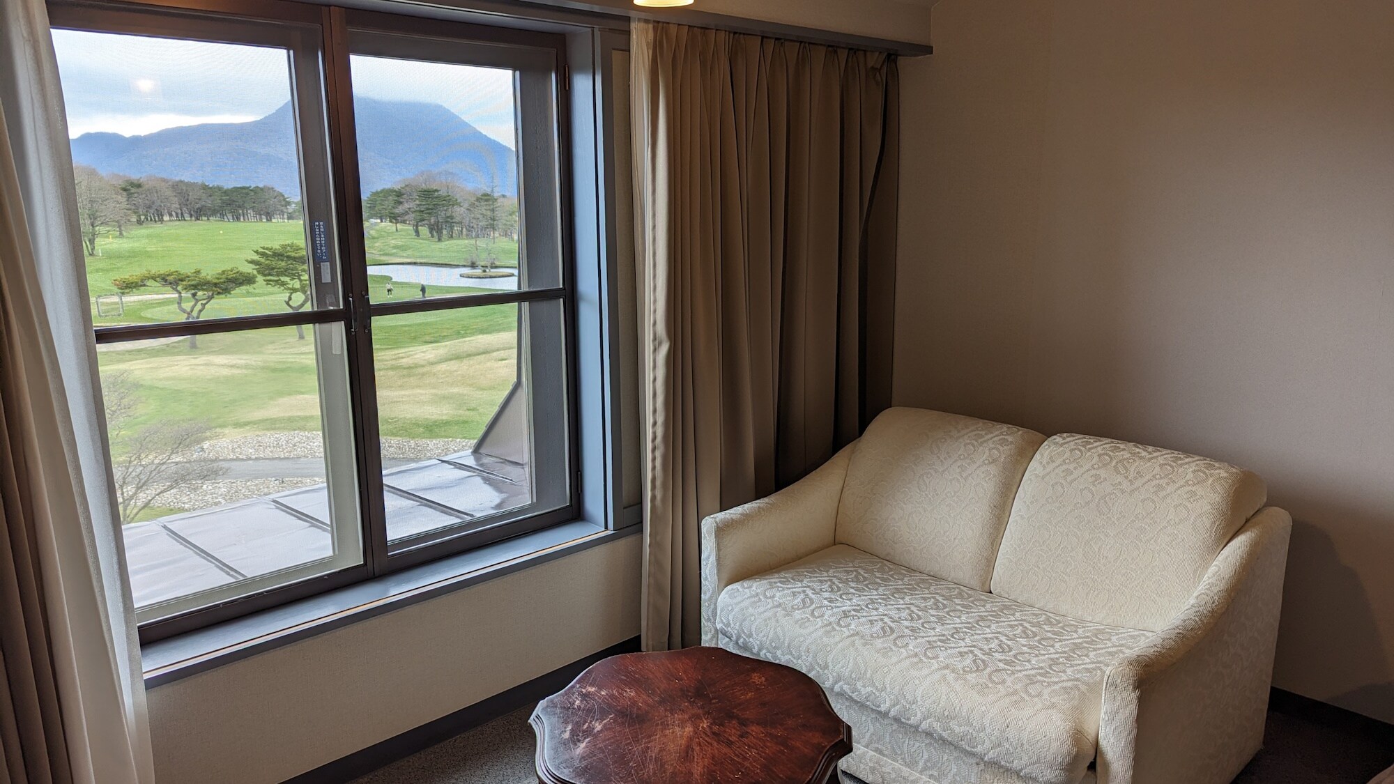 Twin room *Course view/Inside the room