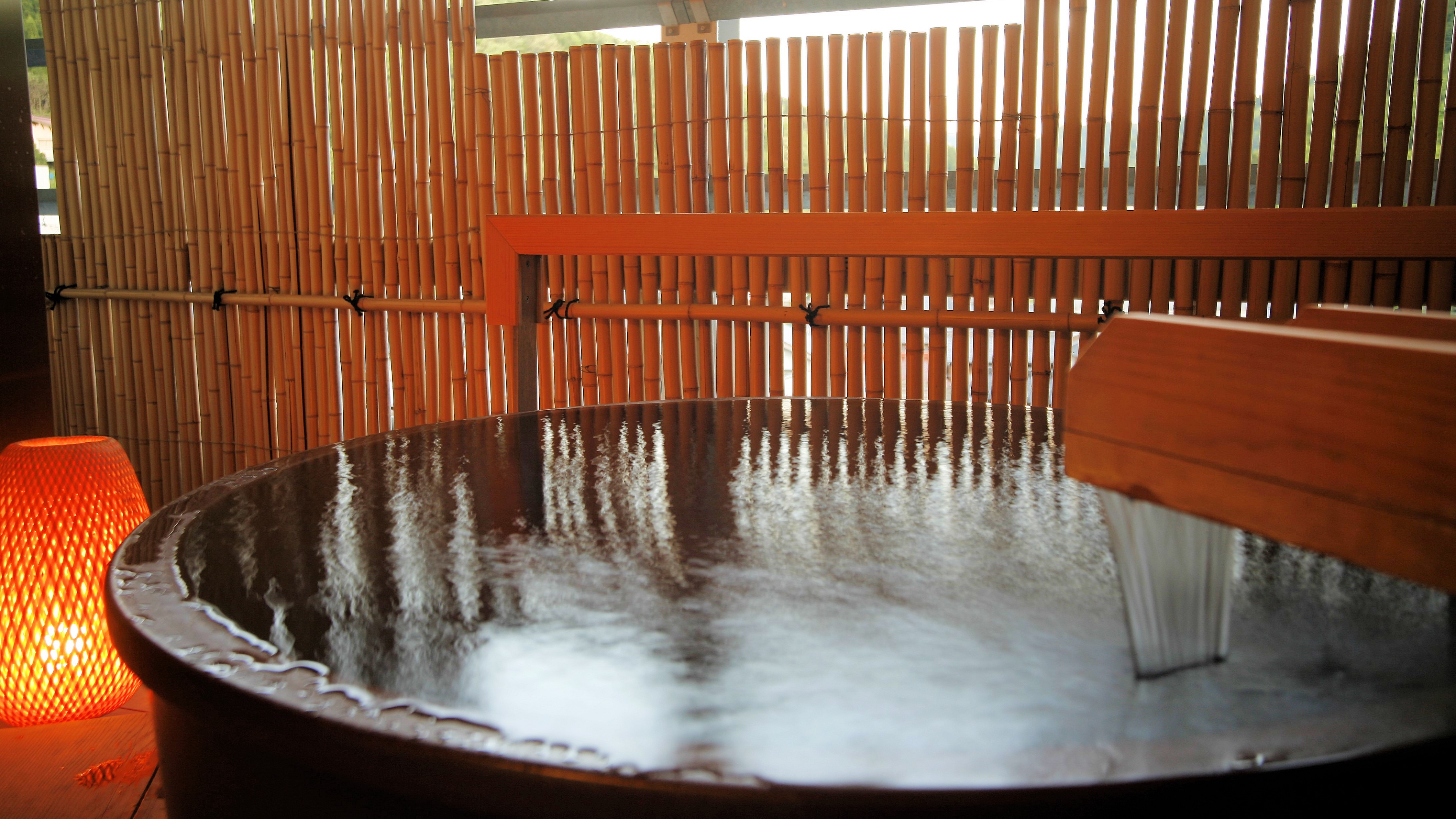 Japanese-Western style room with hot spring open-air bath [Suou 207]