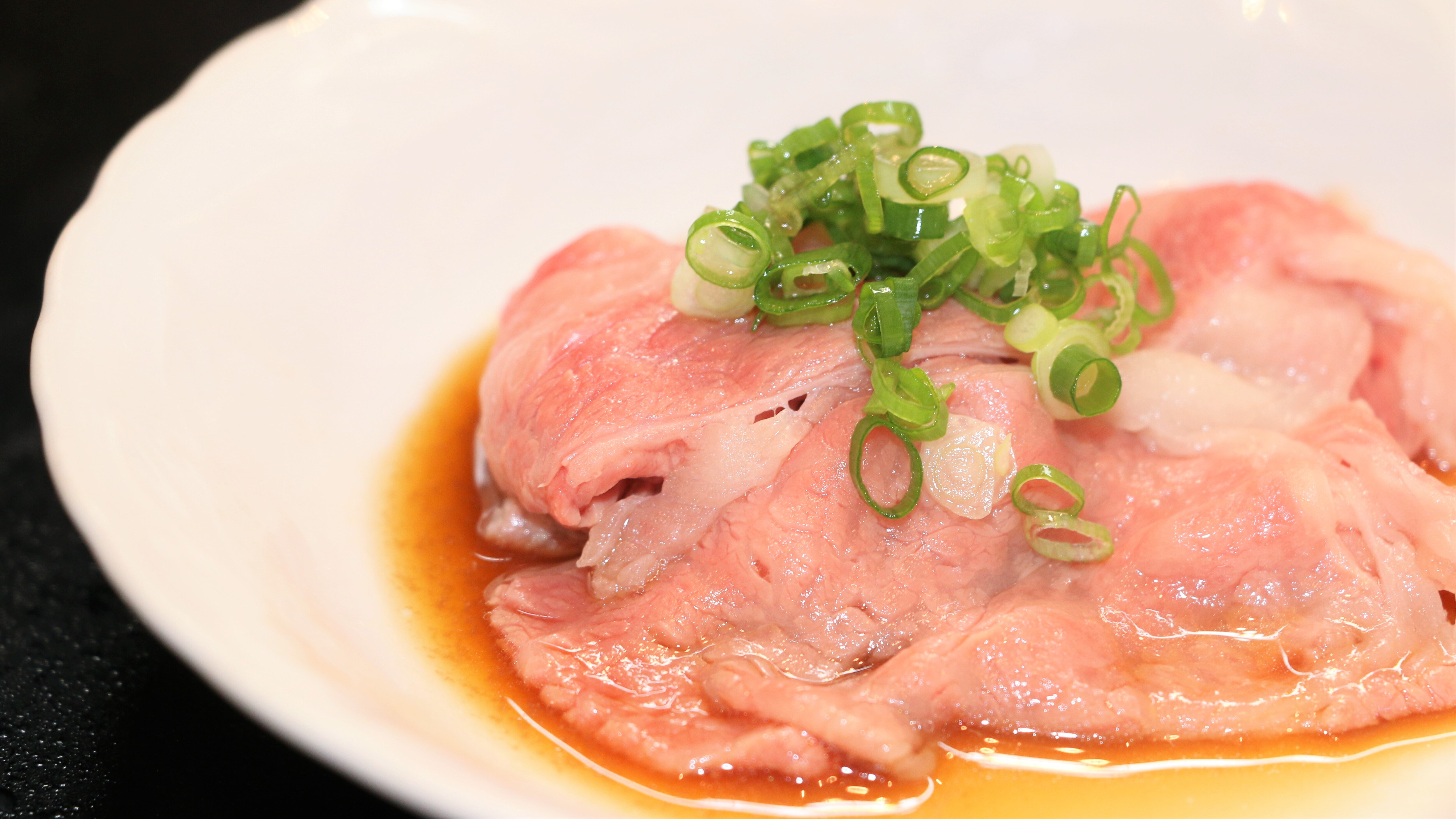 ■特選淡路牛肉涮鍋搭配中度玫瑰紅酒