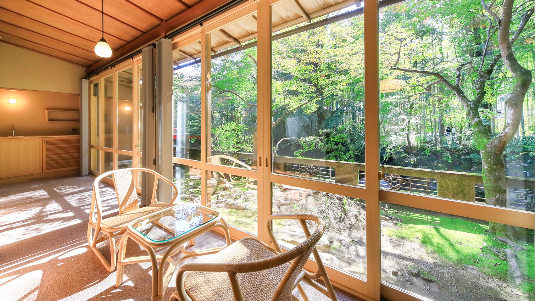 Registered Cultural Property: Yoshino Building Special Room "Tatsuta"