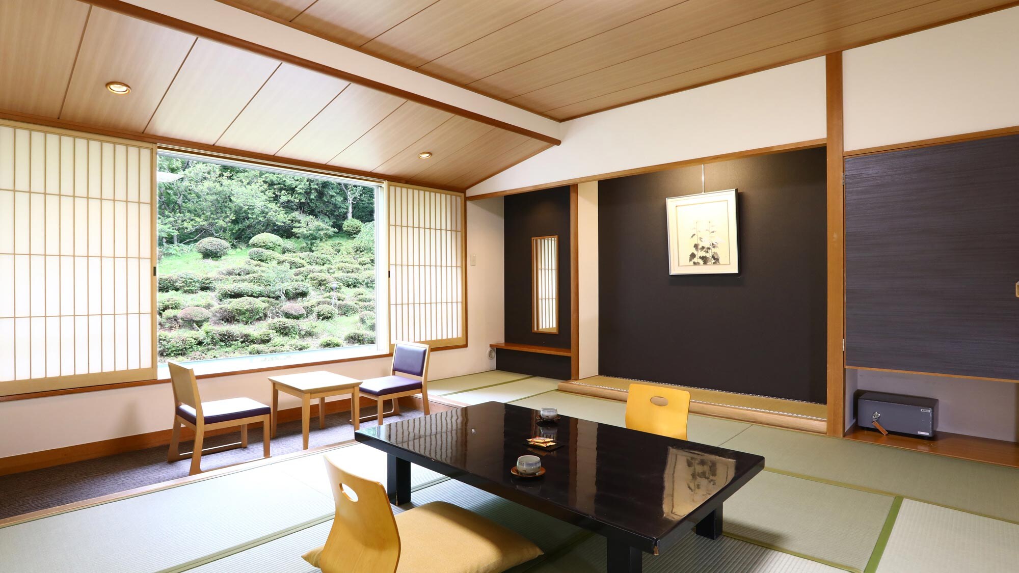 Main building-Japanese-style room 10 tatami mats (non-smoking)
