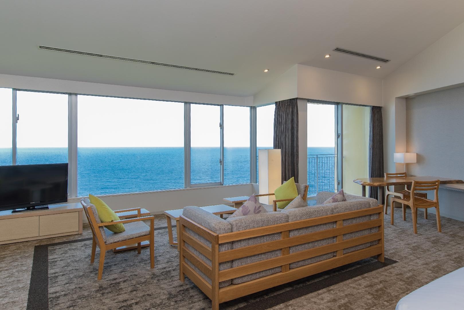 Ocean View Premier Room (Western-style room)