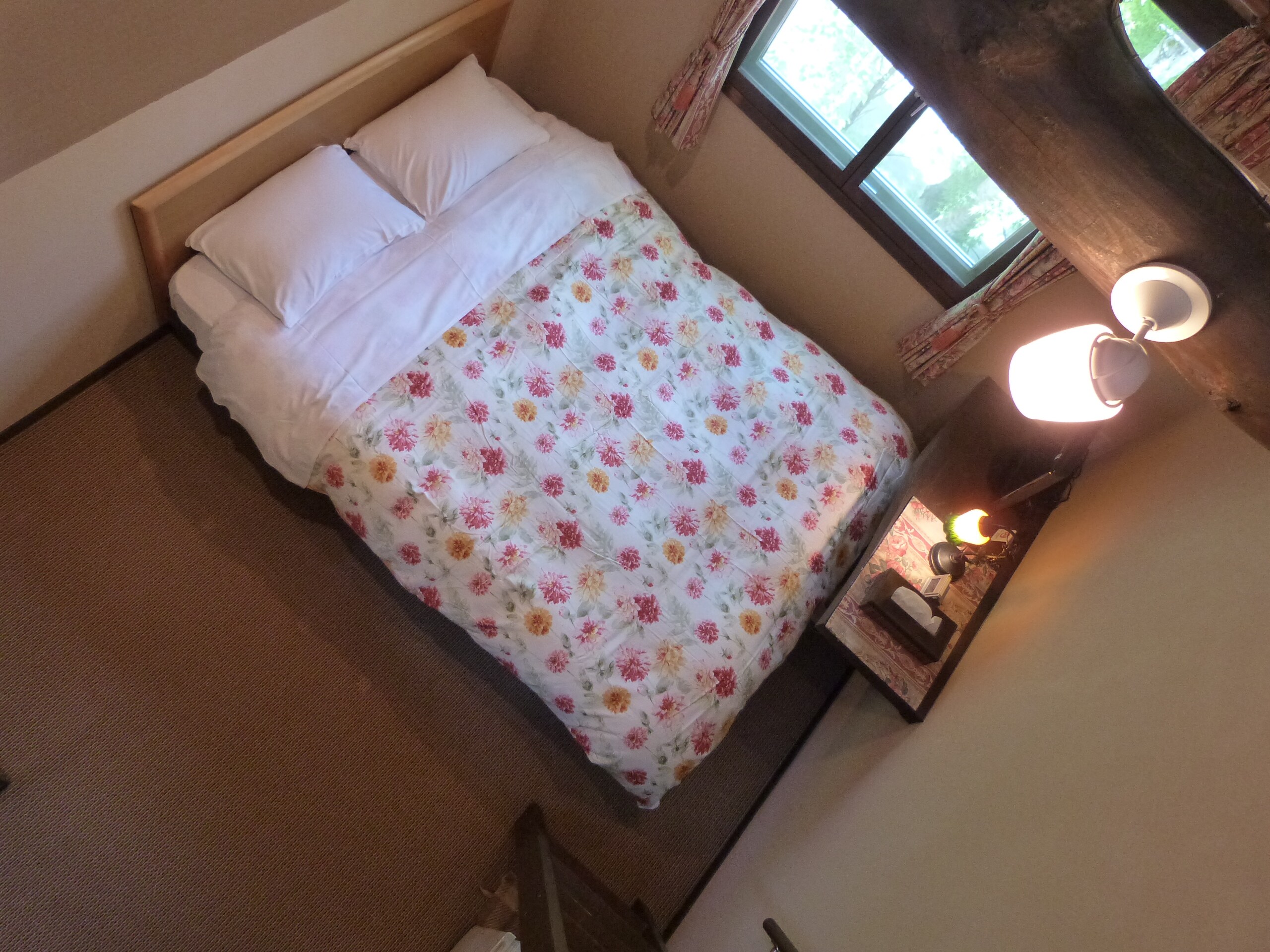 <Double bedroom> Non-smoking, with toilet and sink