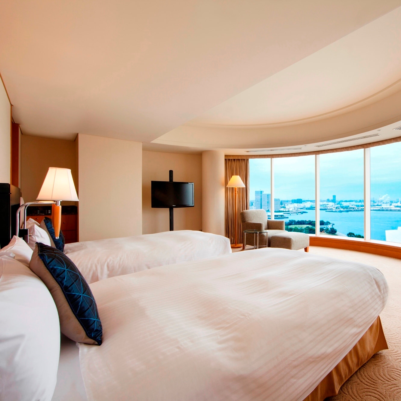 Grand Corner Suite Twin Bay View