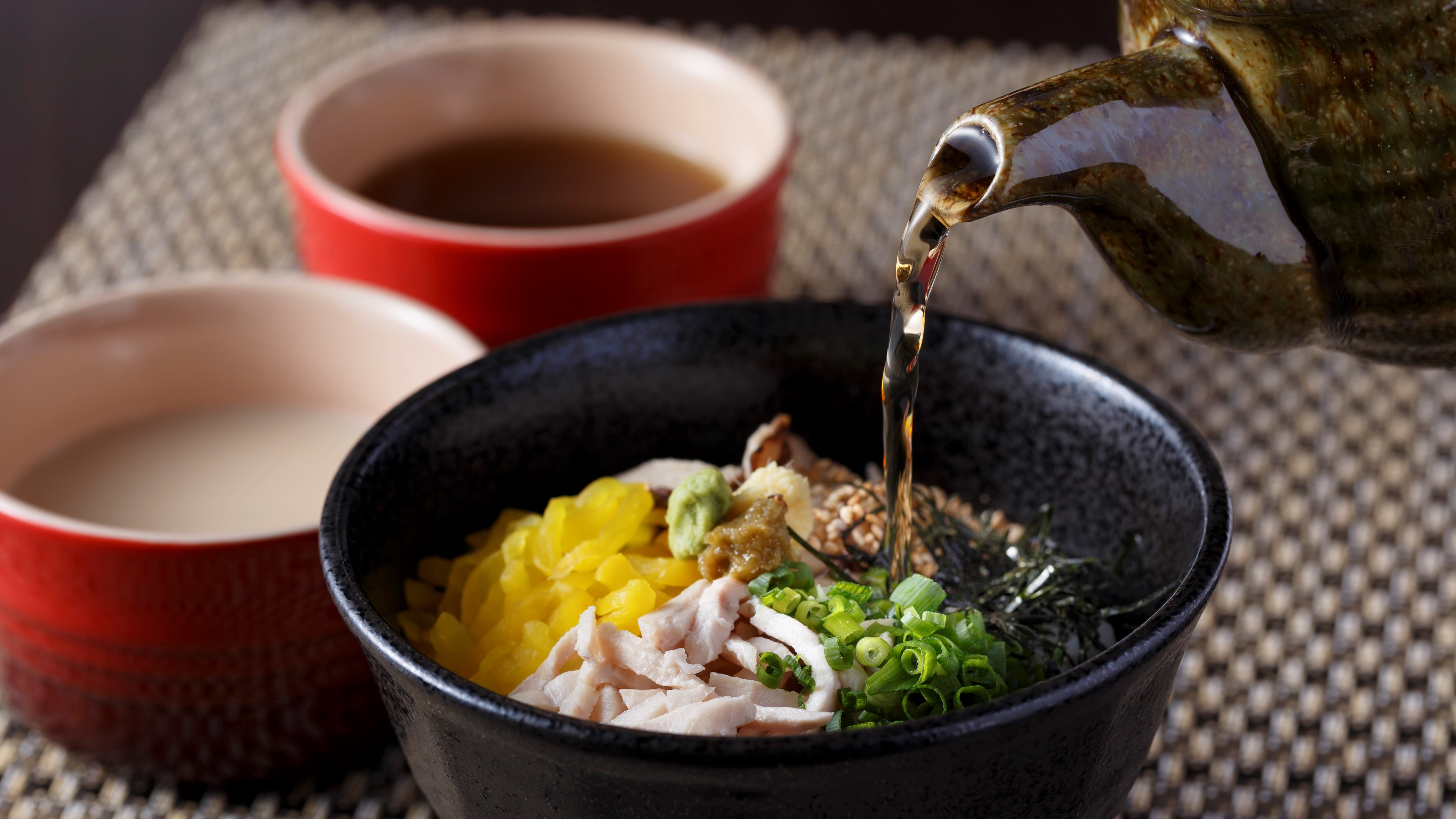 [TOKYO鸡饭]鹿儿岛奄美大岛的乡土料理。享用您最喜爱的食材和肉汤。