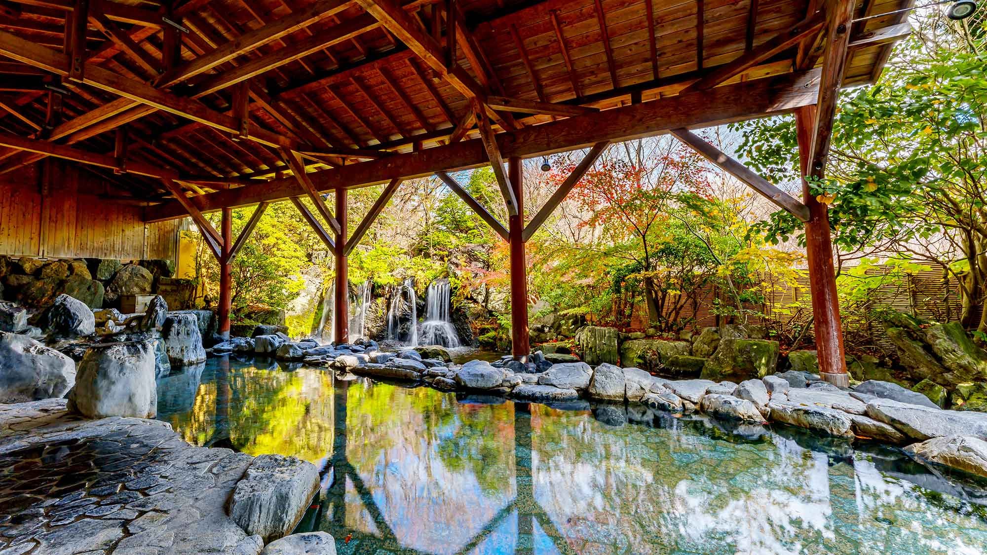Open-air bath