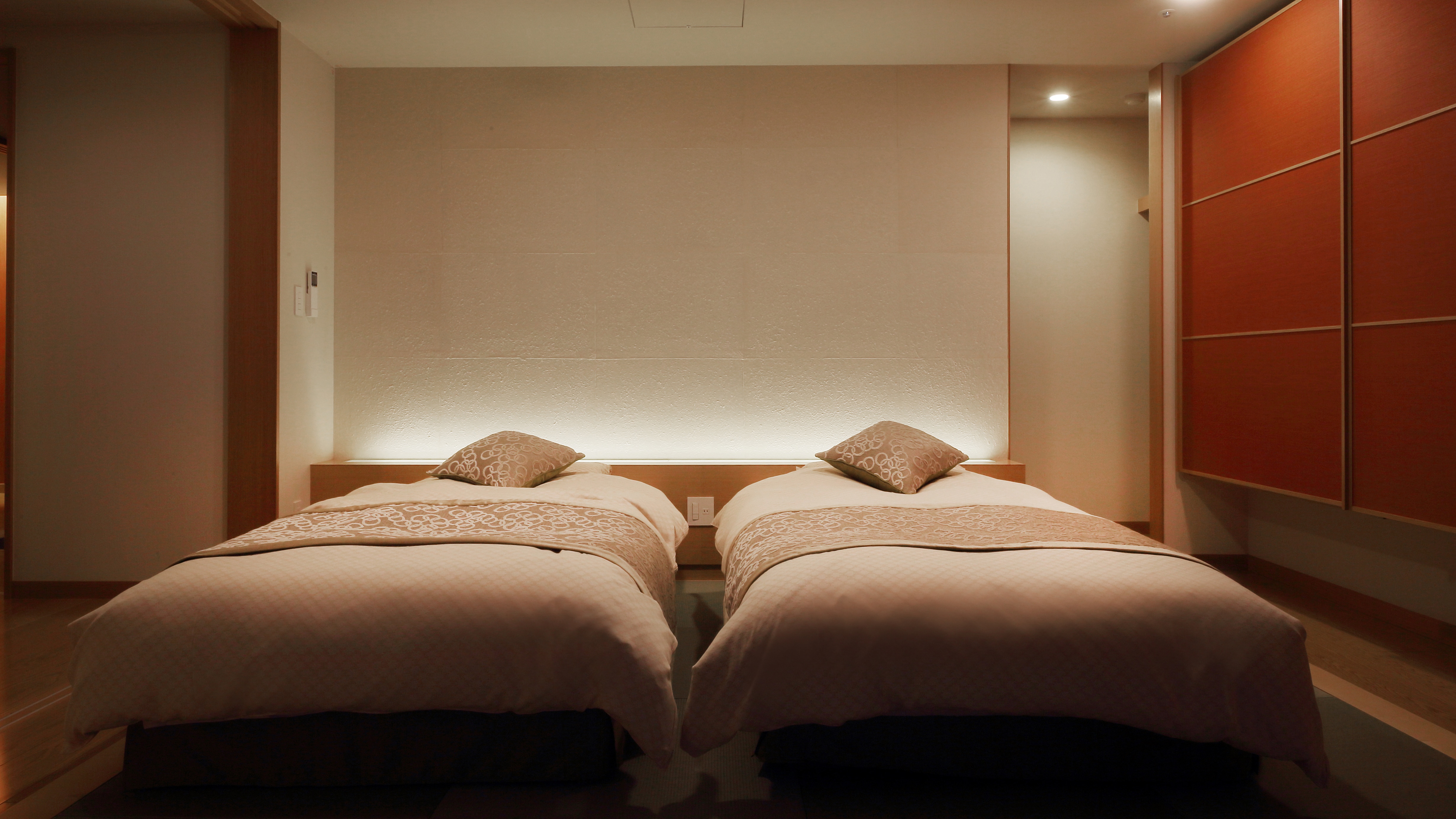 Japanese modern suite "Meigetsu"