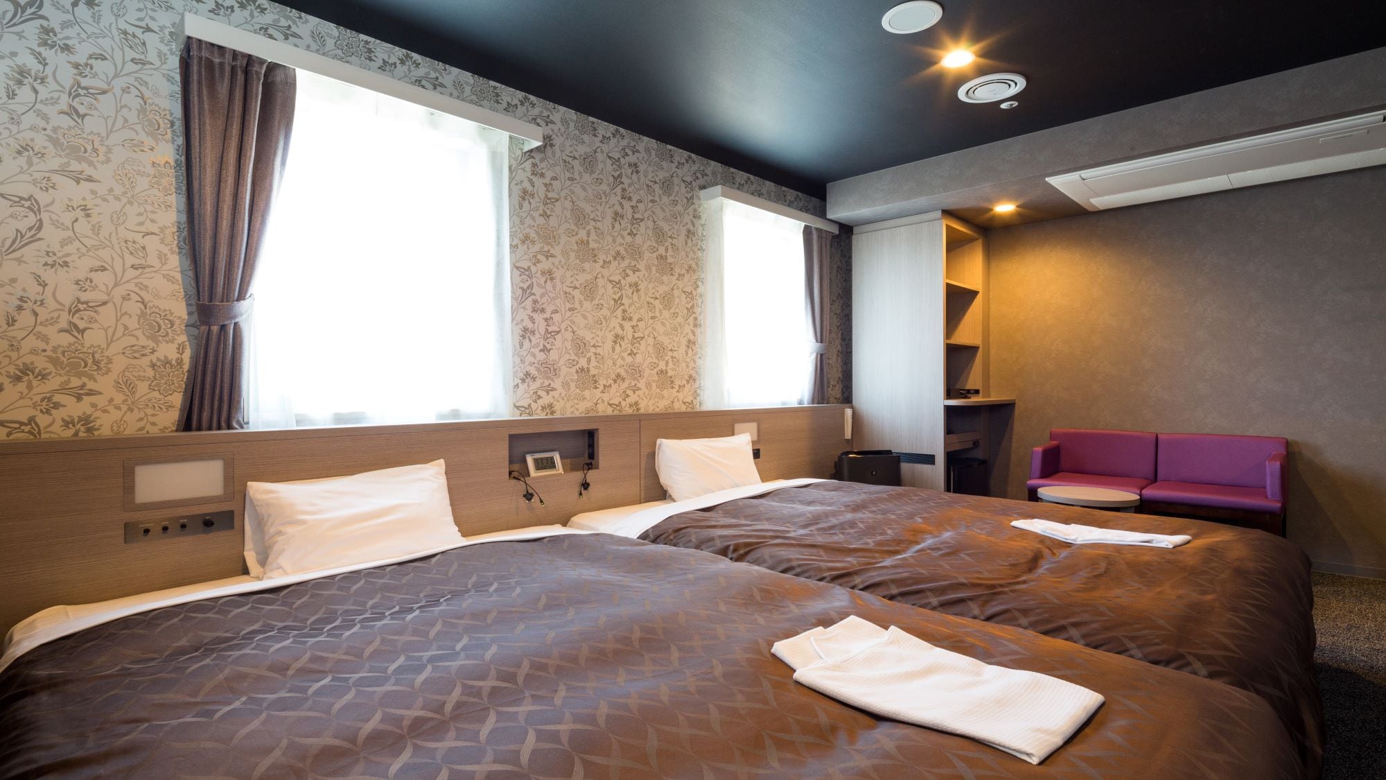 Kamar Executive Twin (Bebas Rokok) Tempat Tidur Double (140cm) & kali; 2 unit / sekitar 24㎡