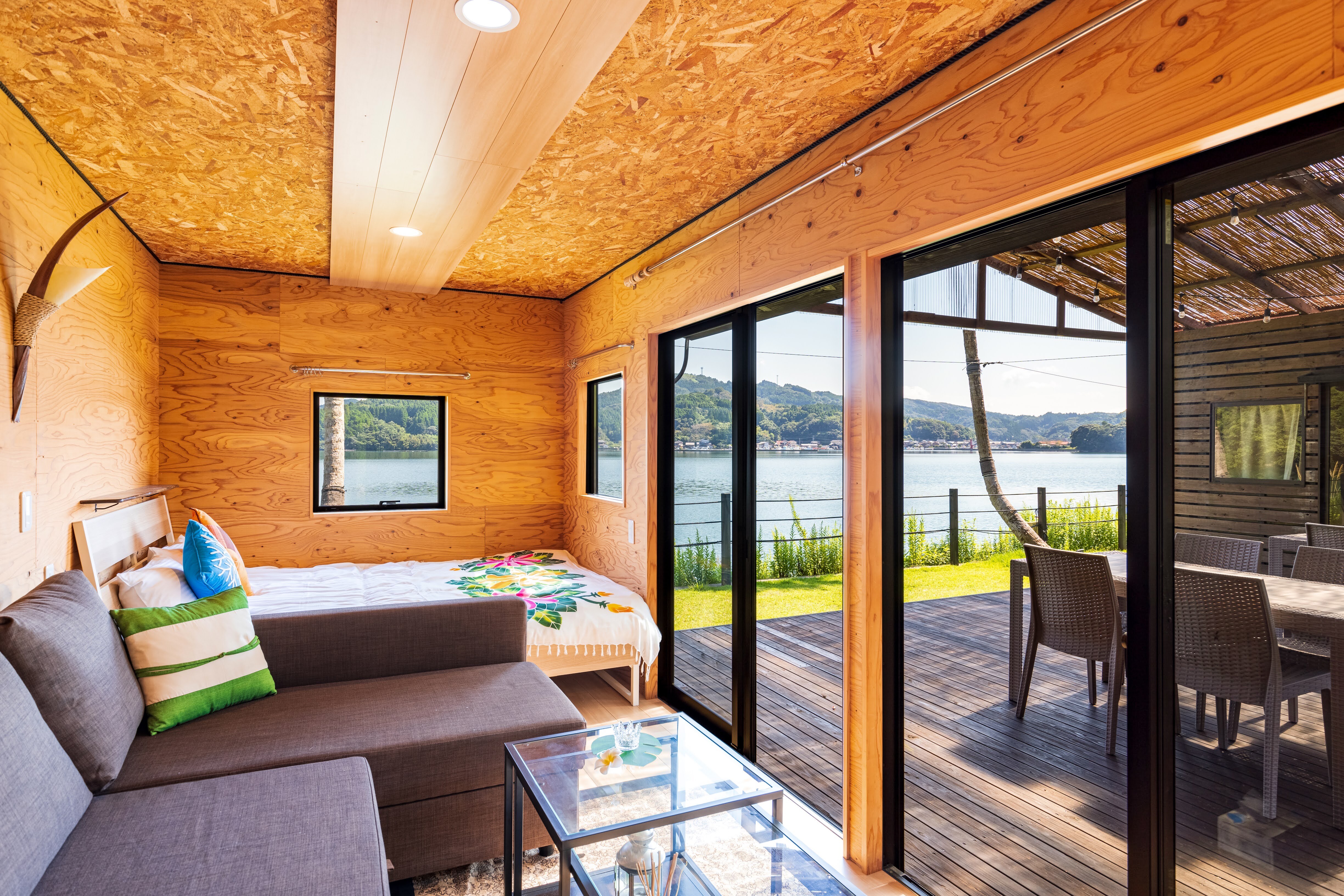 面朝小舱（B型）