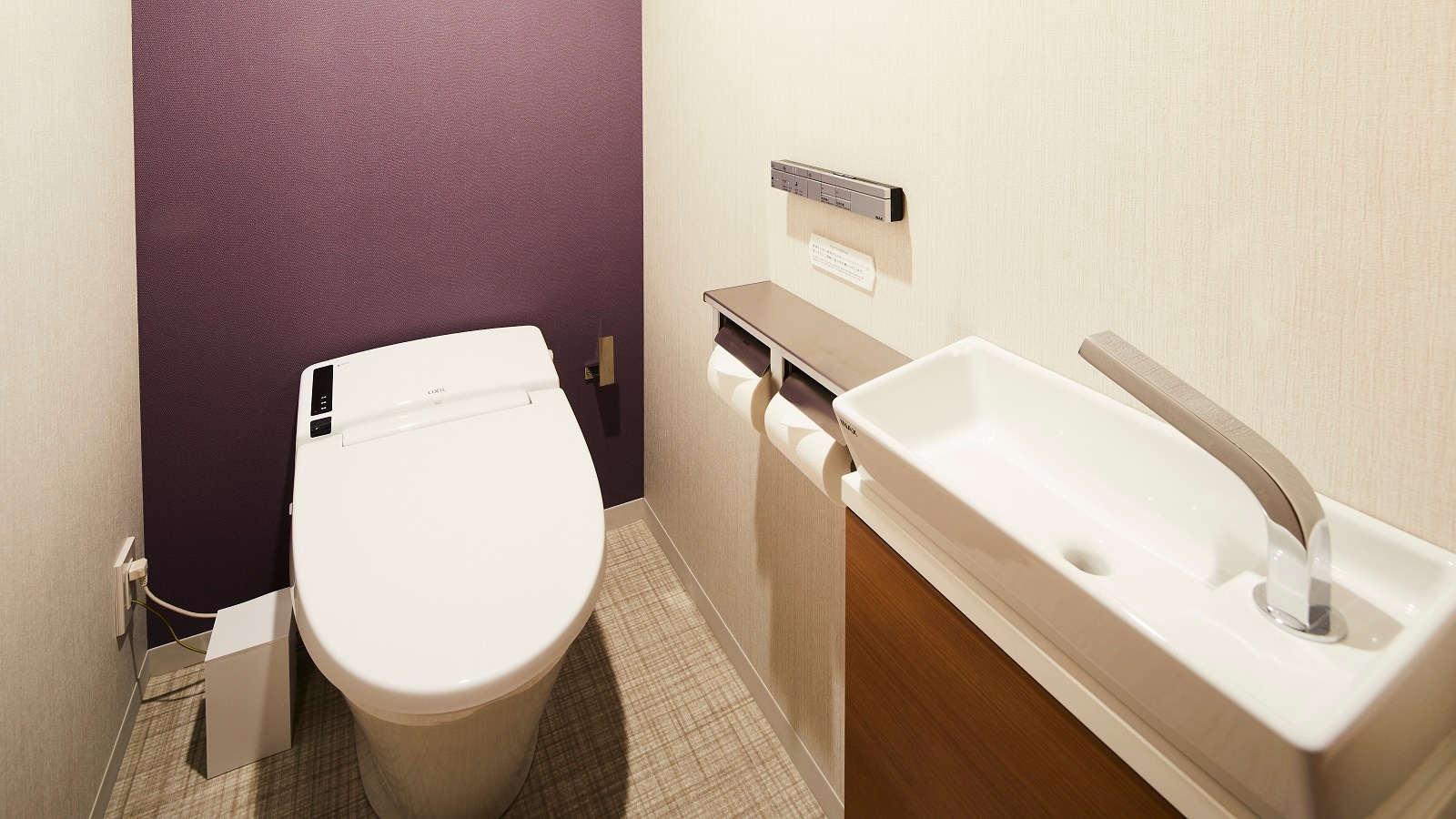 [Superior Triple Room]