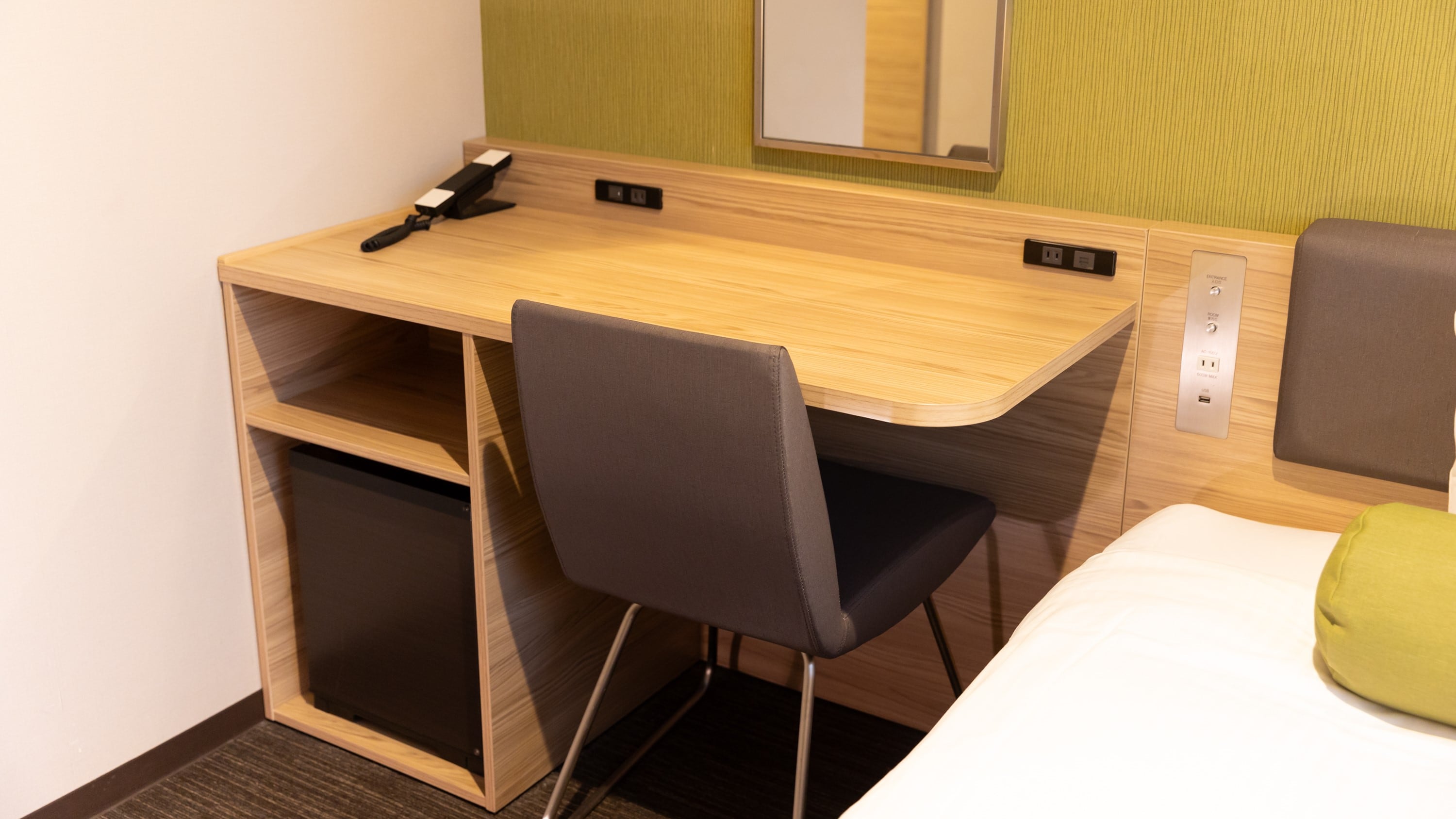 EX Semi-double Desk