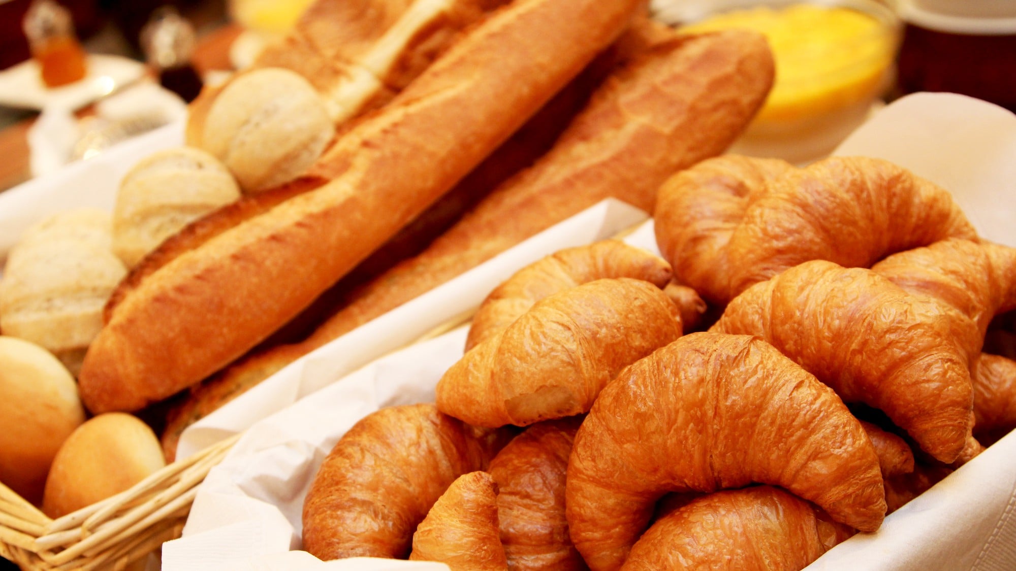 新鮮出爐的麵包