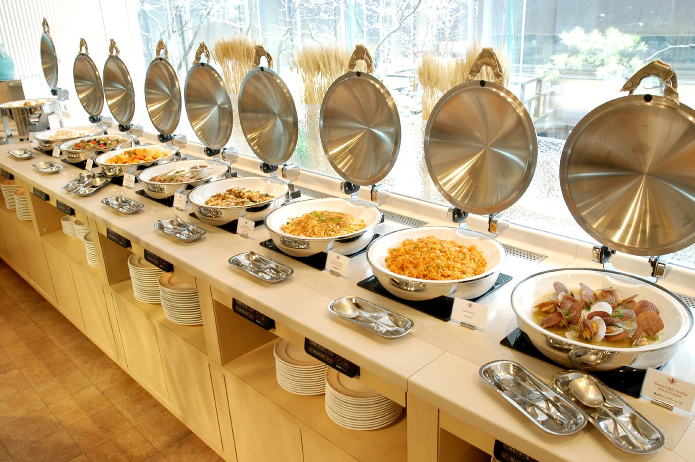 Breakfast Buffet ④