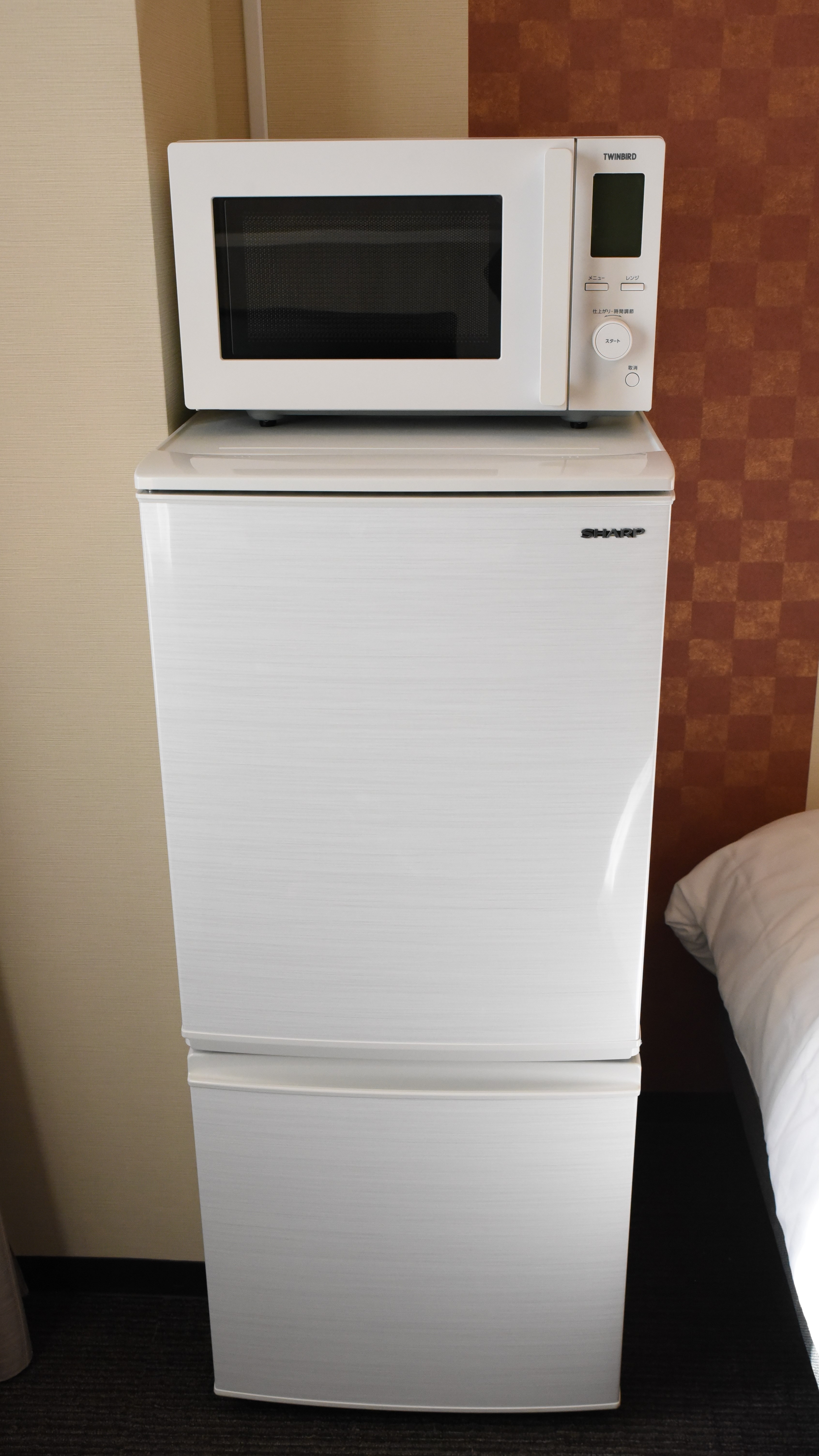Residential semi-double refrigerator / microwave
