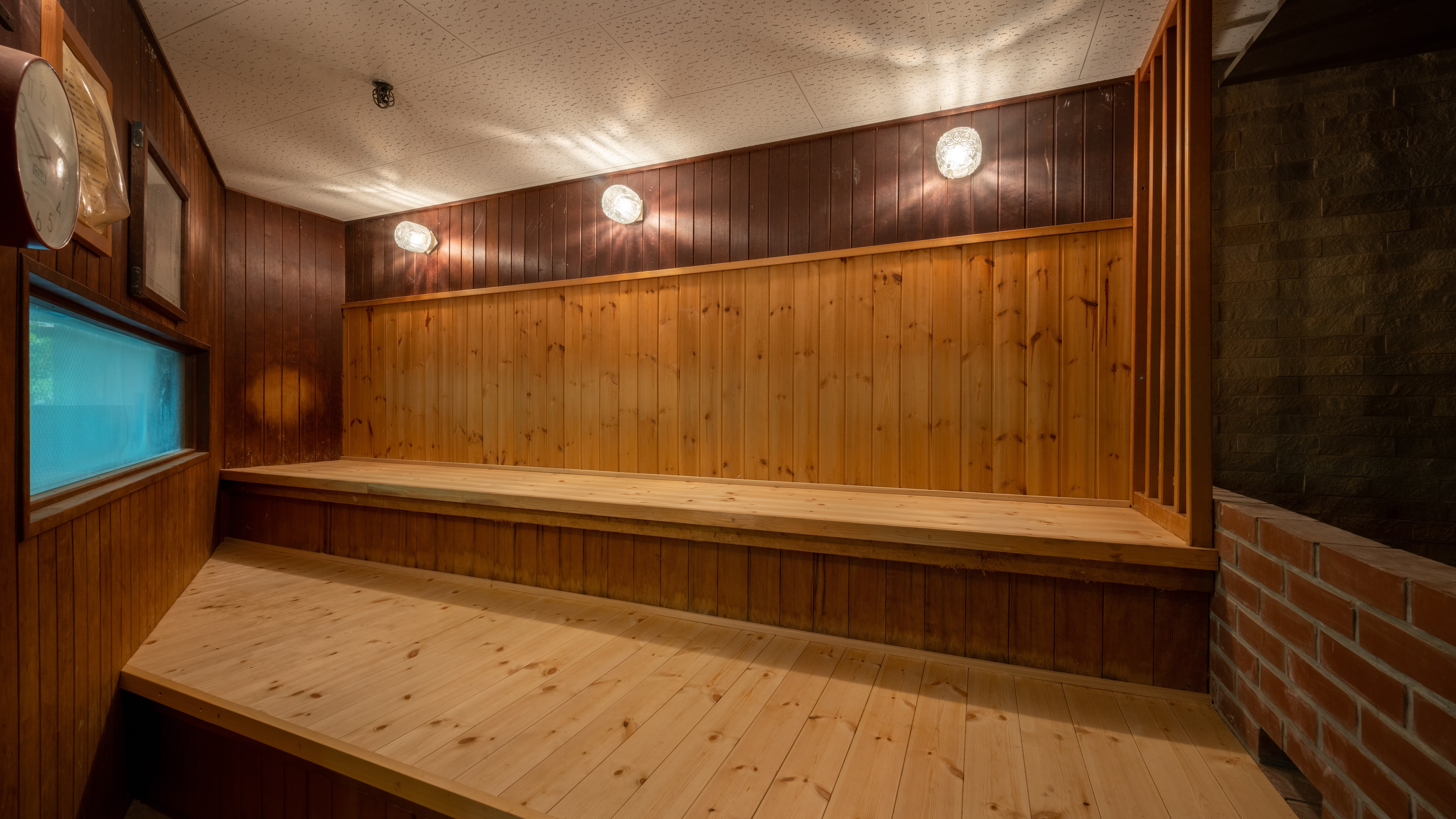 [Sauna] After sweating in the sauna, how about a "Totou" experience where you can bathe in the valley wind?