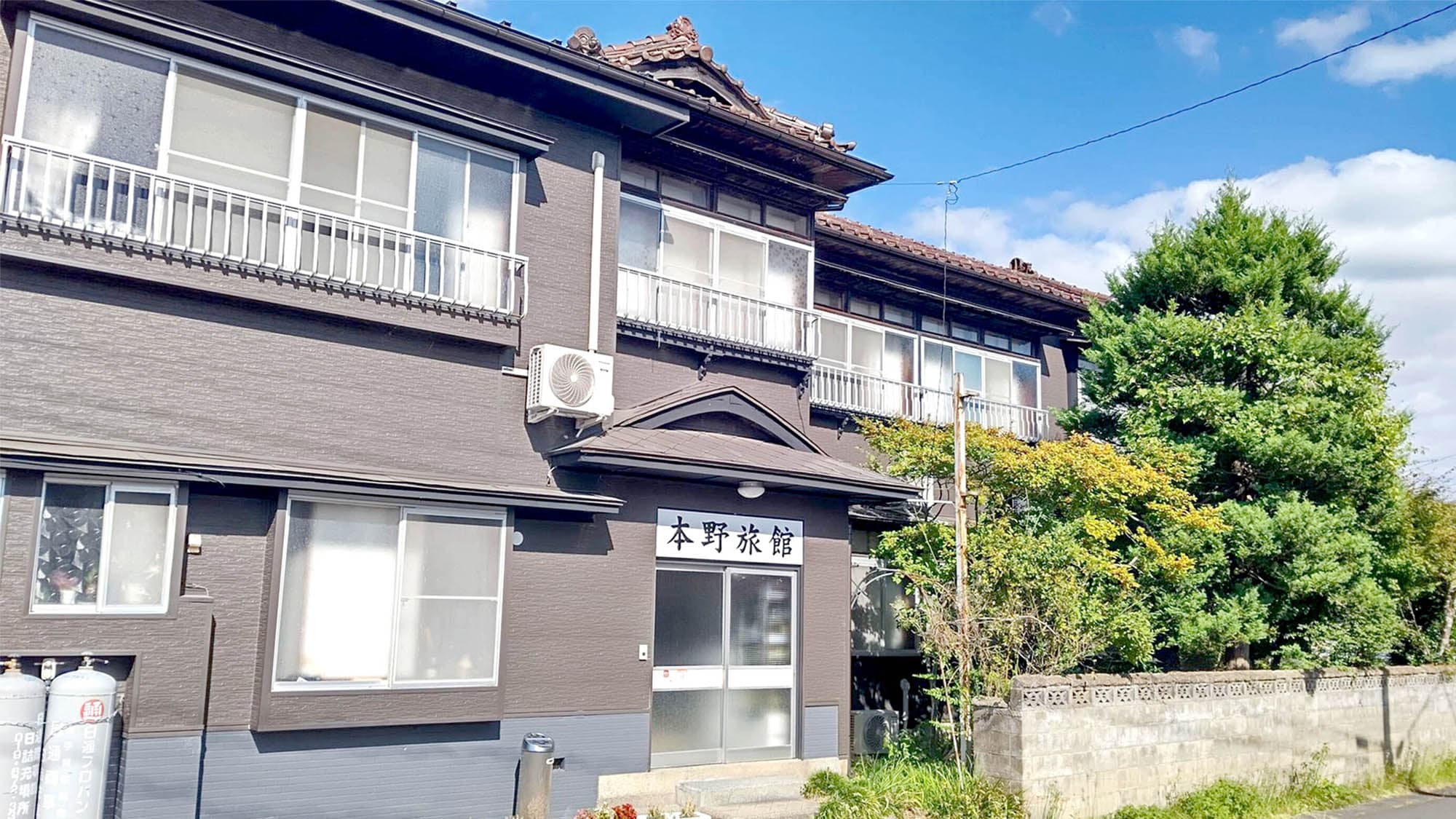 ・Welcome to Motono Ryokan. Enjoy a stay that feels like returning to the countryside!