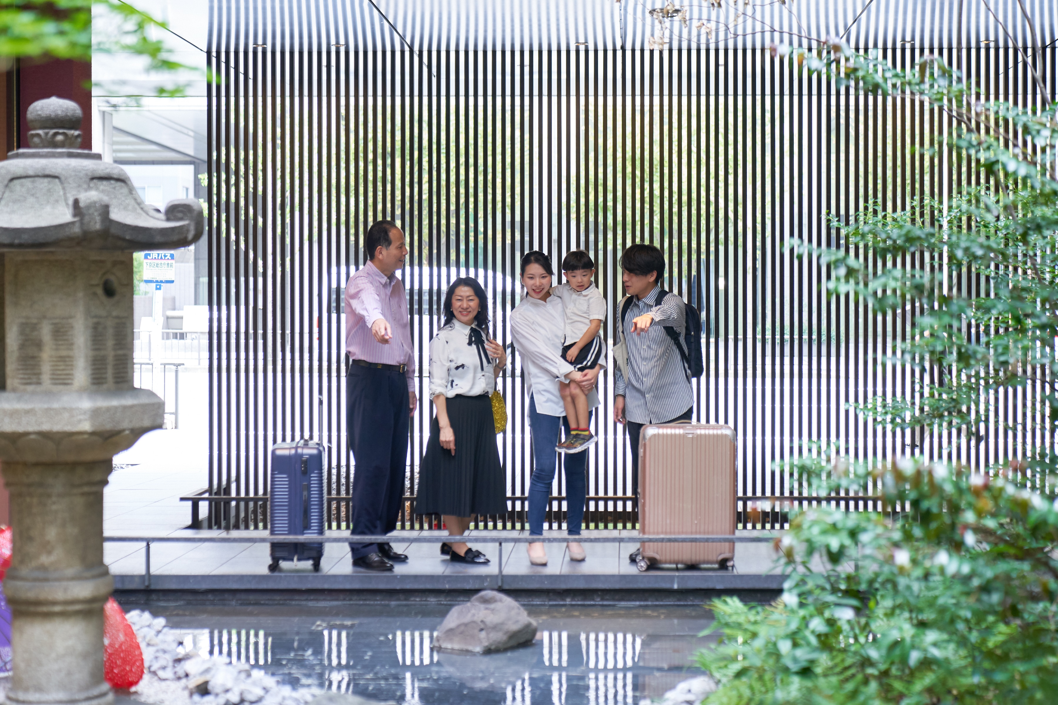 今年我第一次可以跟爺爺奶奶一起去旅行。