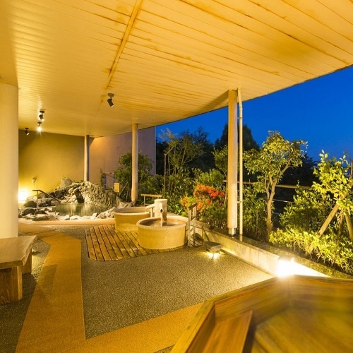 Boukan 6th floor "Kazami no Yu" (open-air bath, evening view)