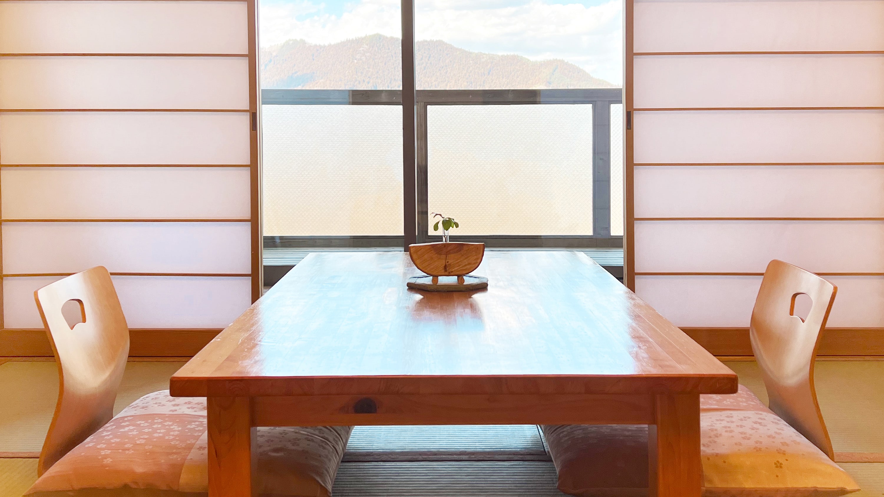 [Room Type B] Japanese-style room with 8 tatami mats *Example